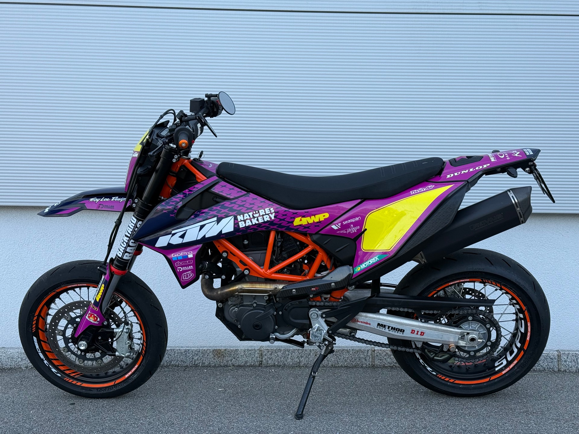 KTM 690 SMC R (35kW)-image-6