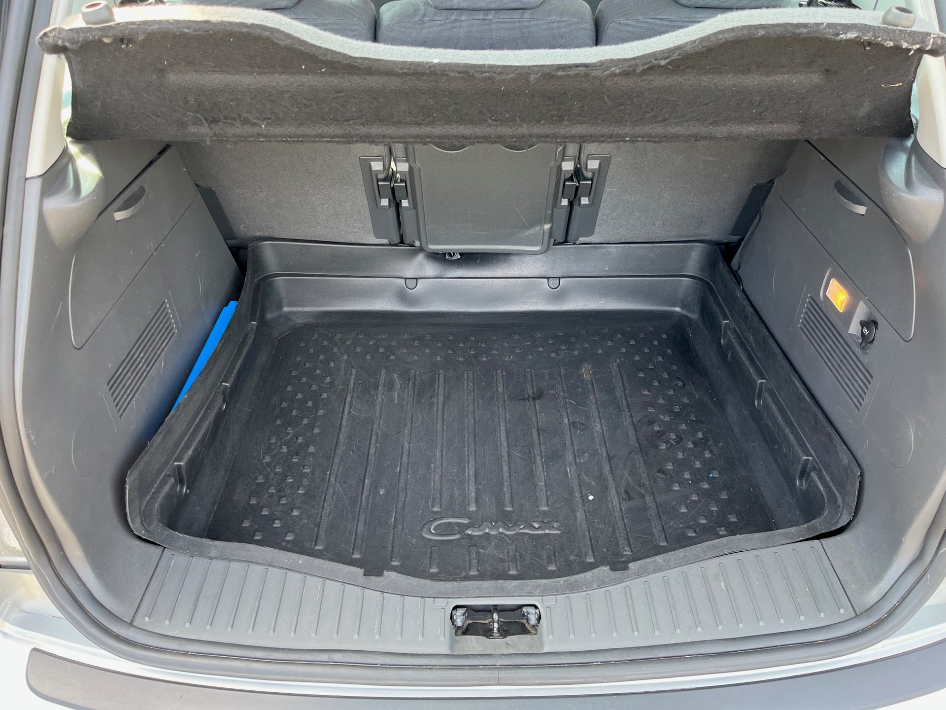 FORD Focus C-Max 1.8 Trend-image-6