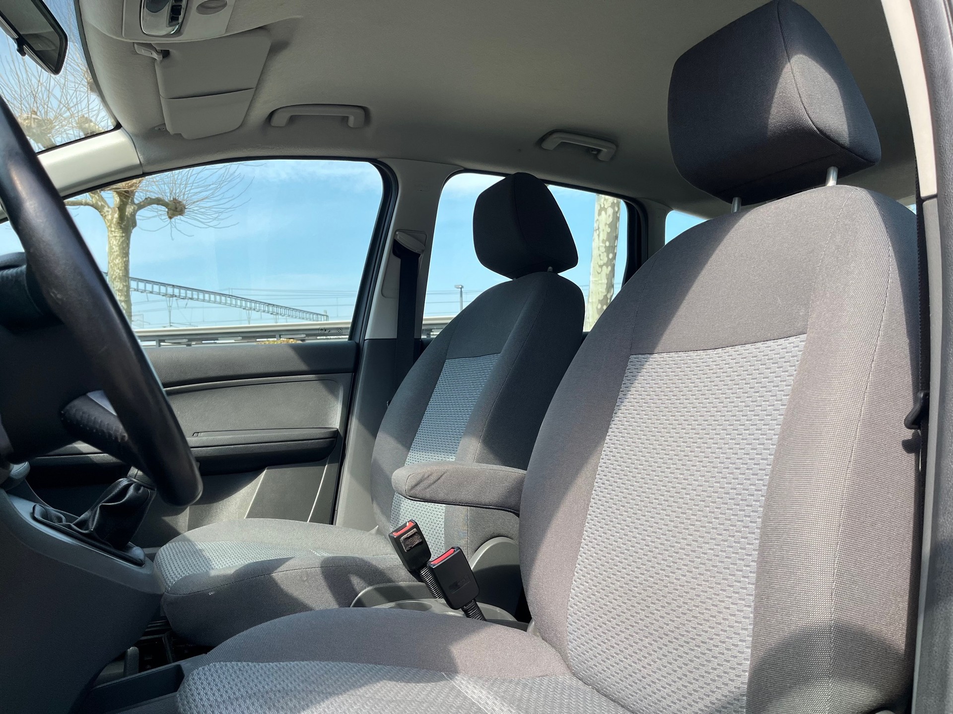 FORD Focus C-Max 1.8 Trend-image-9