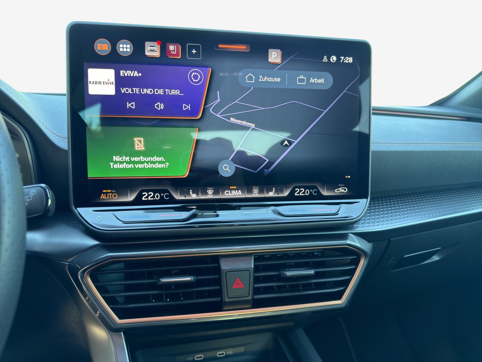 CUPRA Formentor 1.5 e-HYBRID pHEV DSG-image-10
