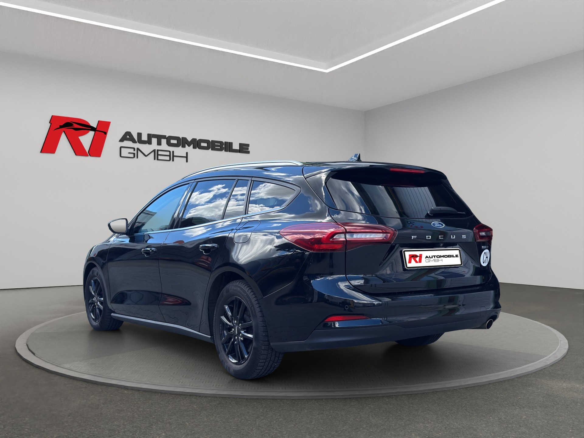 FORD Focus 1.0 MHEV Titanium Automat-image-4