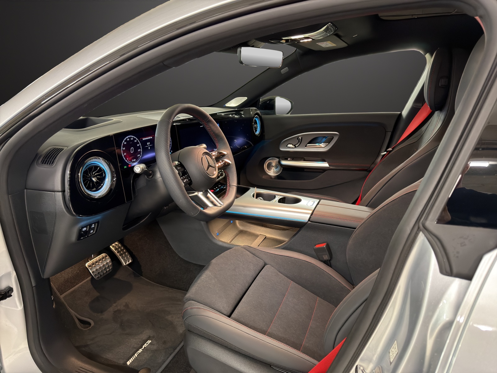 MERCEDES-BENZ CLA 350 4 Matic 85 kWh EQ-image-10