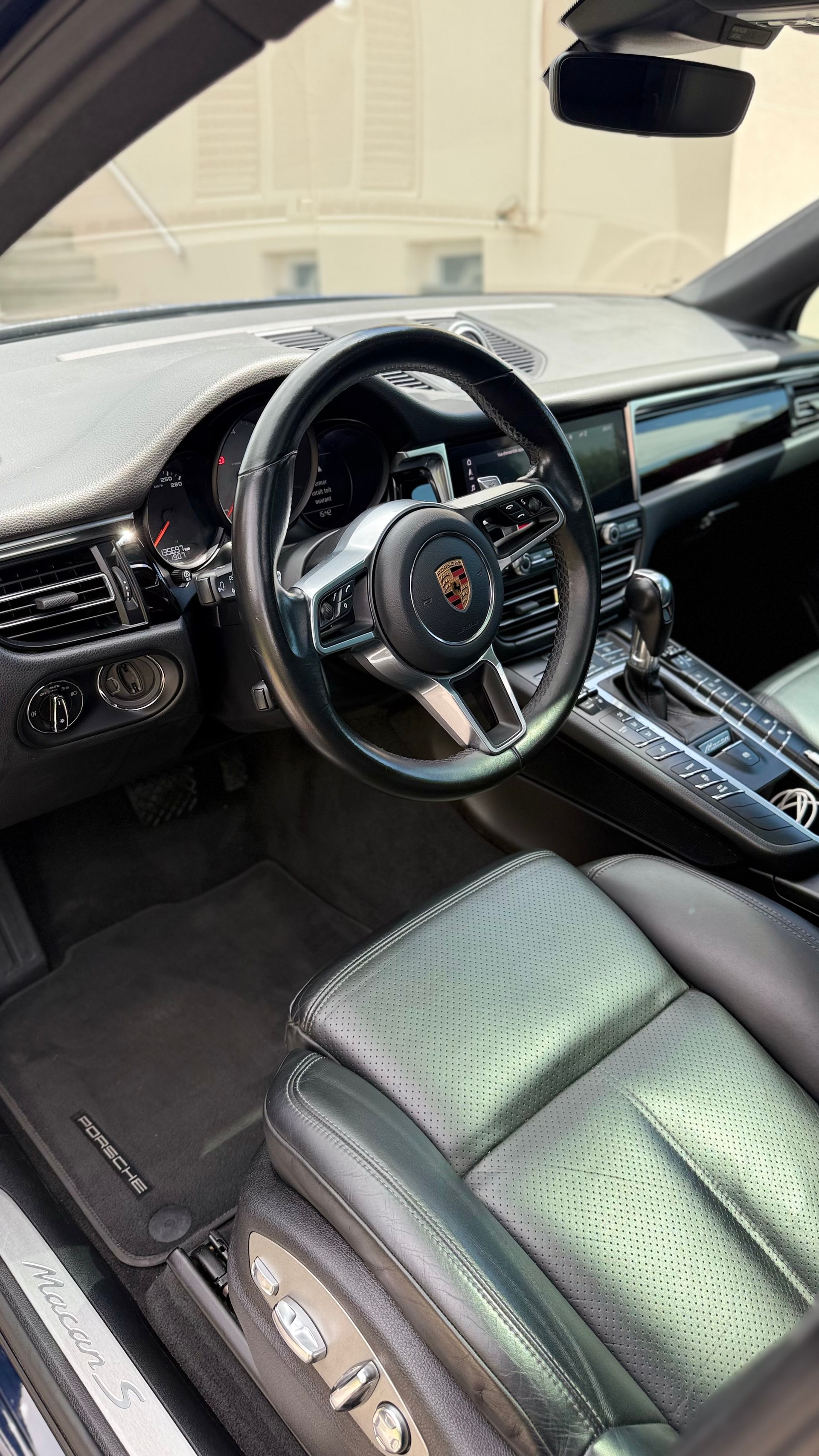PORSCHE Macan S PDK-image-4