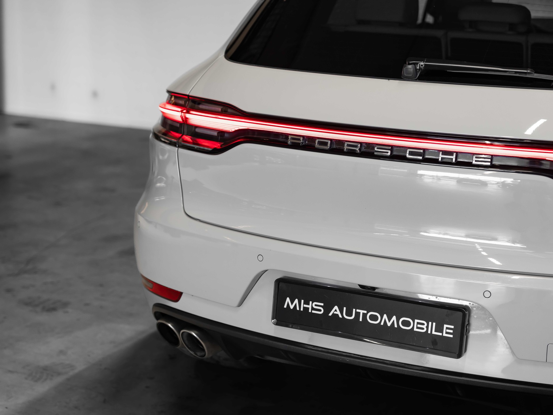 PORSCHE Macan S PDK-image-24