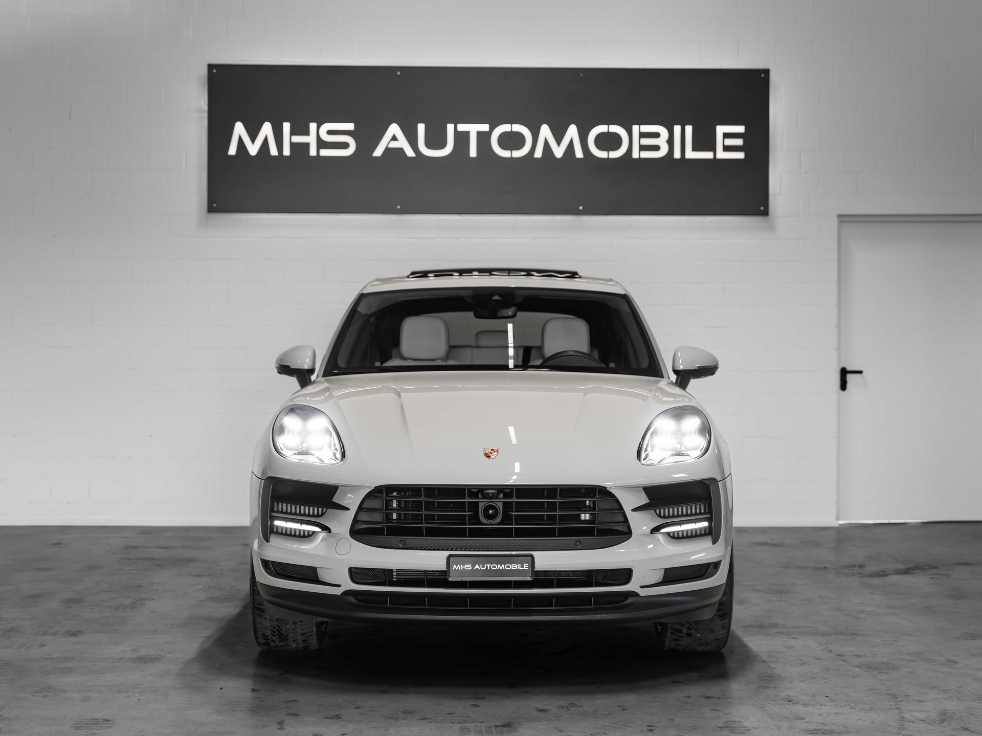 PORSCHE Macan S PDK-image-6
