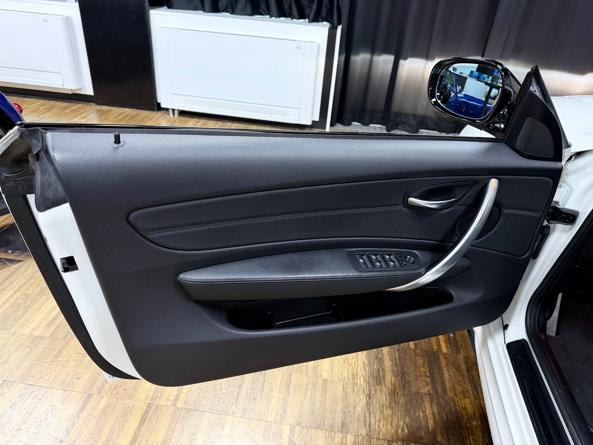 BMW 135i Cabrio DSG-image-14