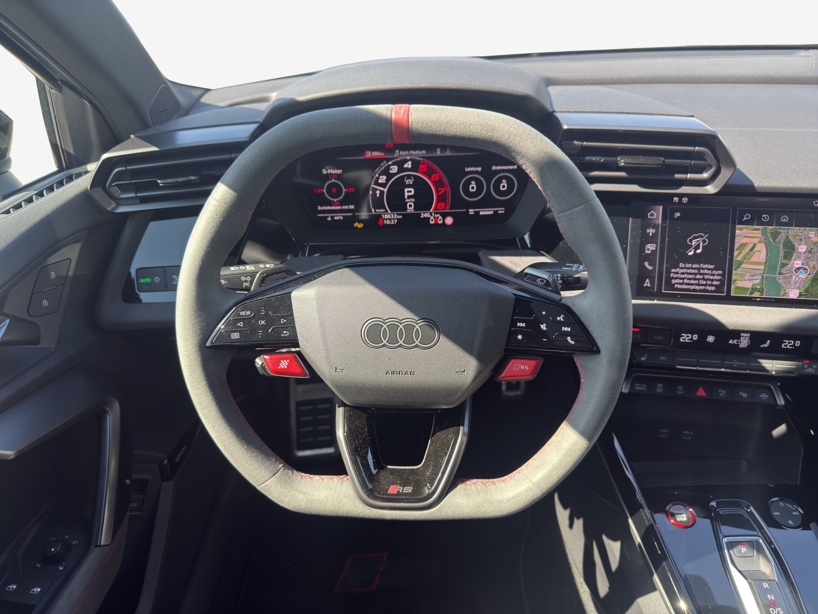 AUDI RS3 Sportback 2.5 TSI quattro S-tronic-image-9