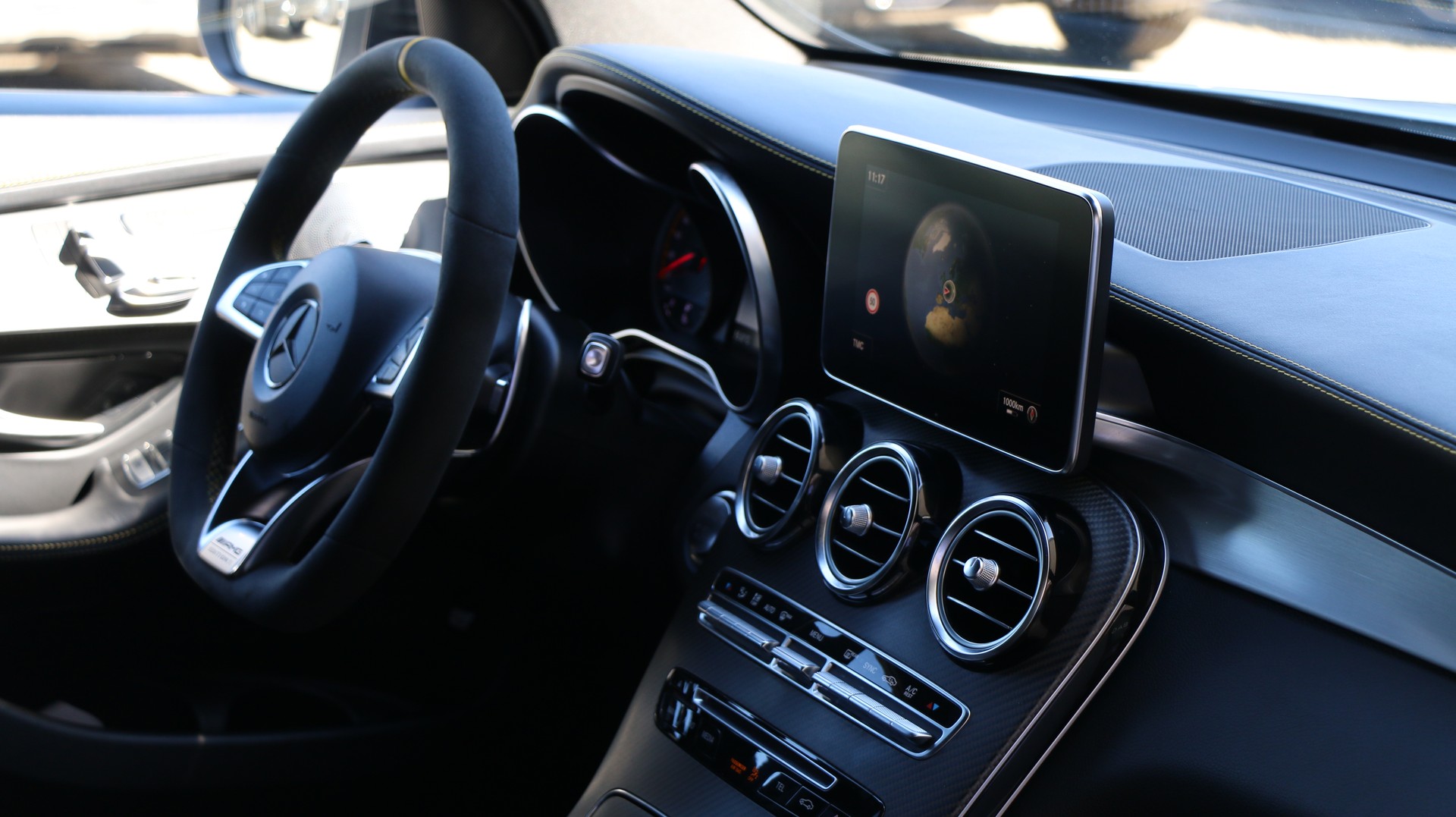 MERCEDES-BENZ GLC 63S AMG Coupé Edition 1 4Matic+-image-24