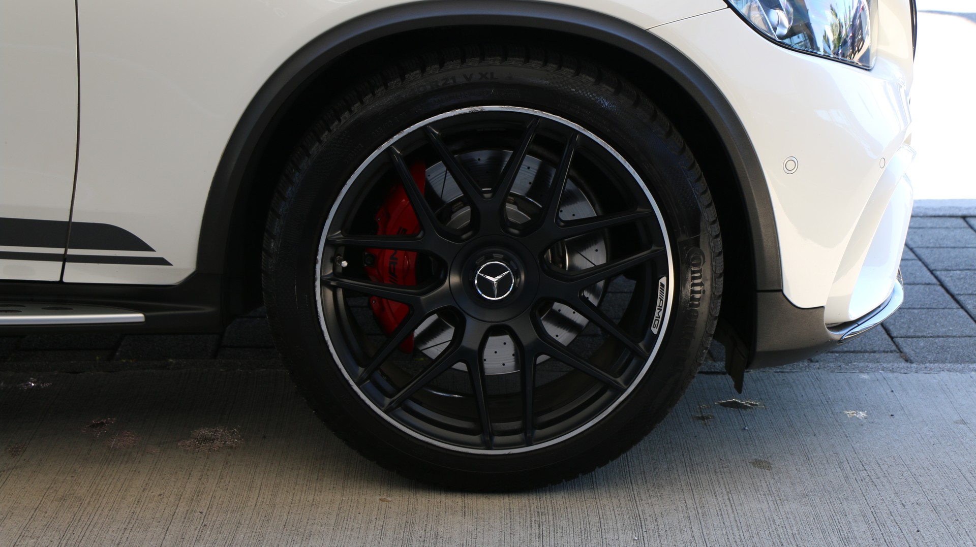 MERCEDES-BENZ GLC 63S AMG Coupé Edition 1 4Matic+-image-25