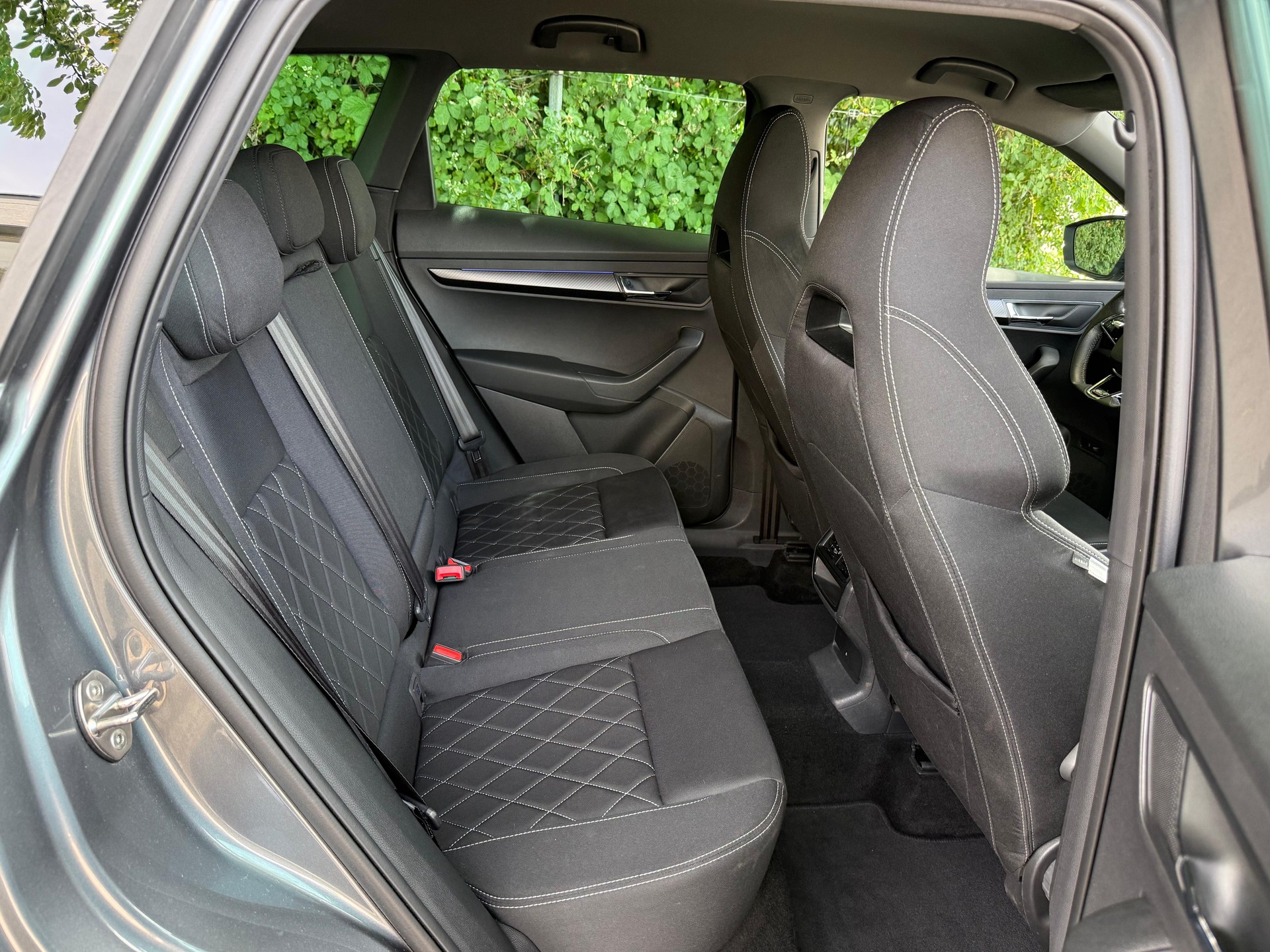 SKODA Karoq 2.0 TDI SportLine 4x4 DSG-image-14