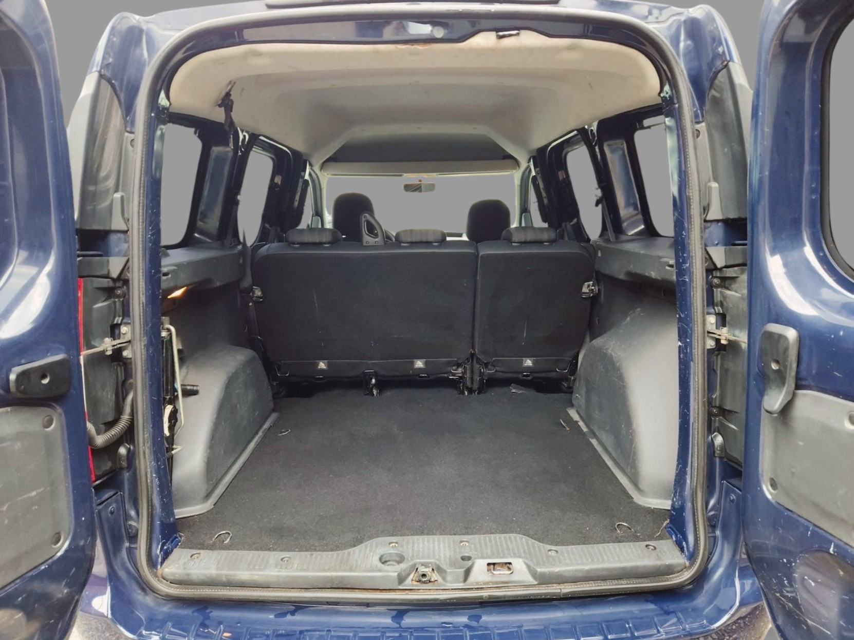 DACIA Dokker 1.5 dCi Ambiance-image-6