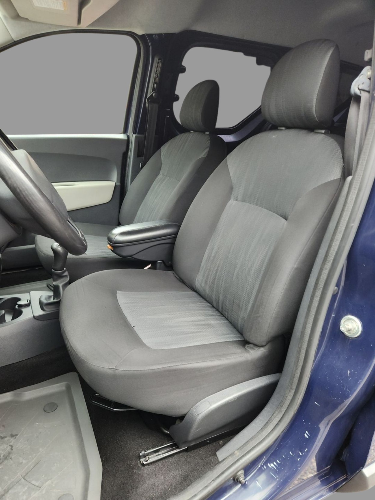 DACIA Dokker 1.5 dCi Ambiance-image-12