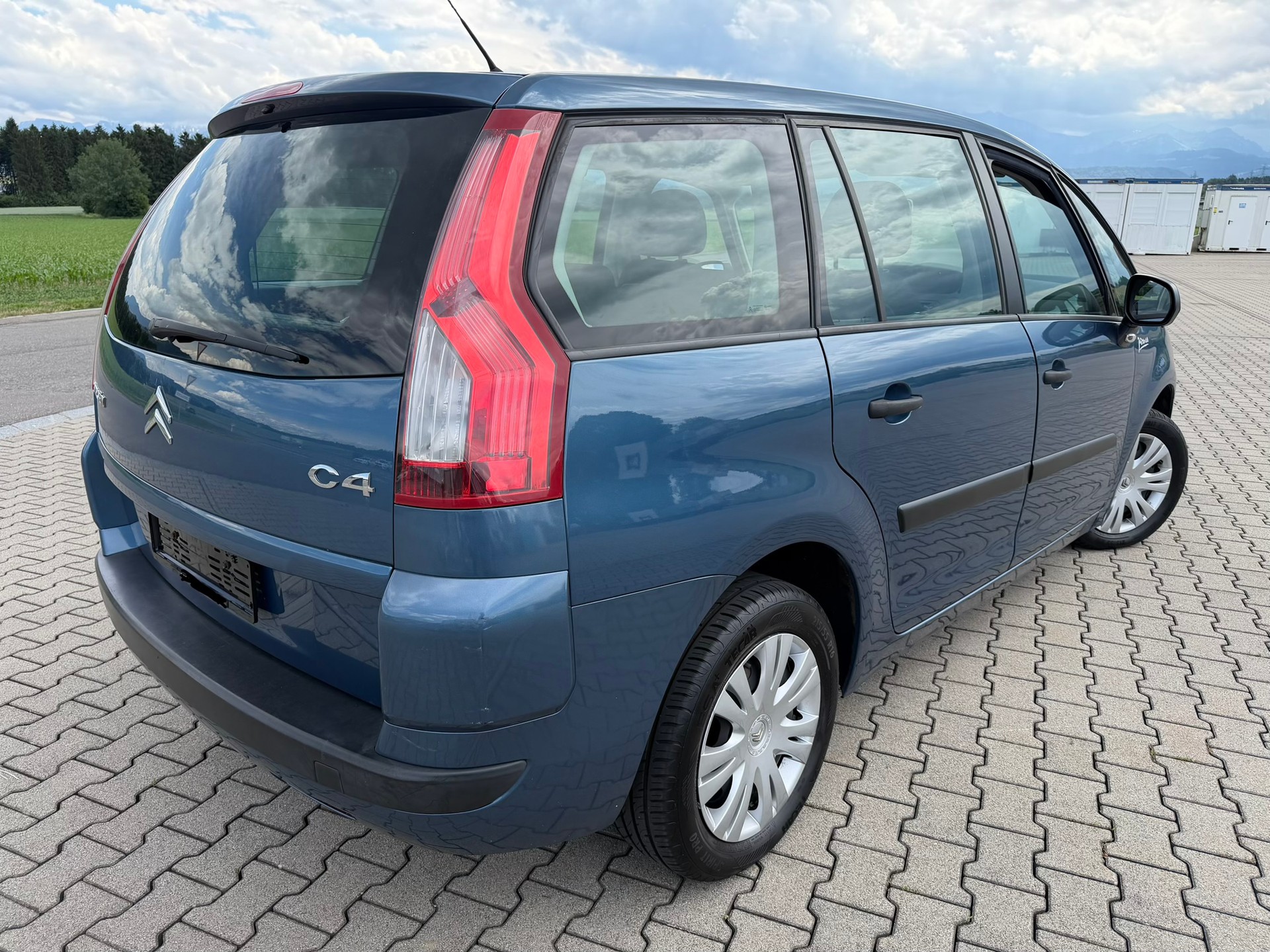 CITROEN Grand C4 Picasso 1.6 HDI 16V Dynamique. 7 Sitzplätze-image-3