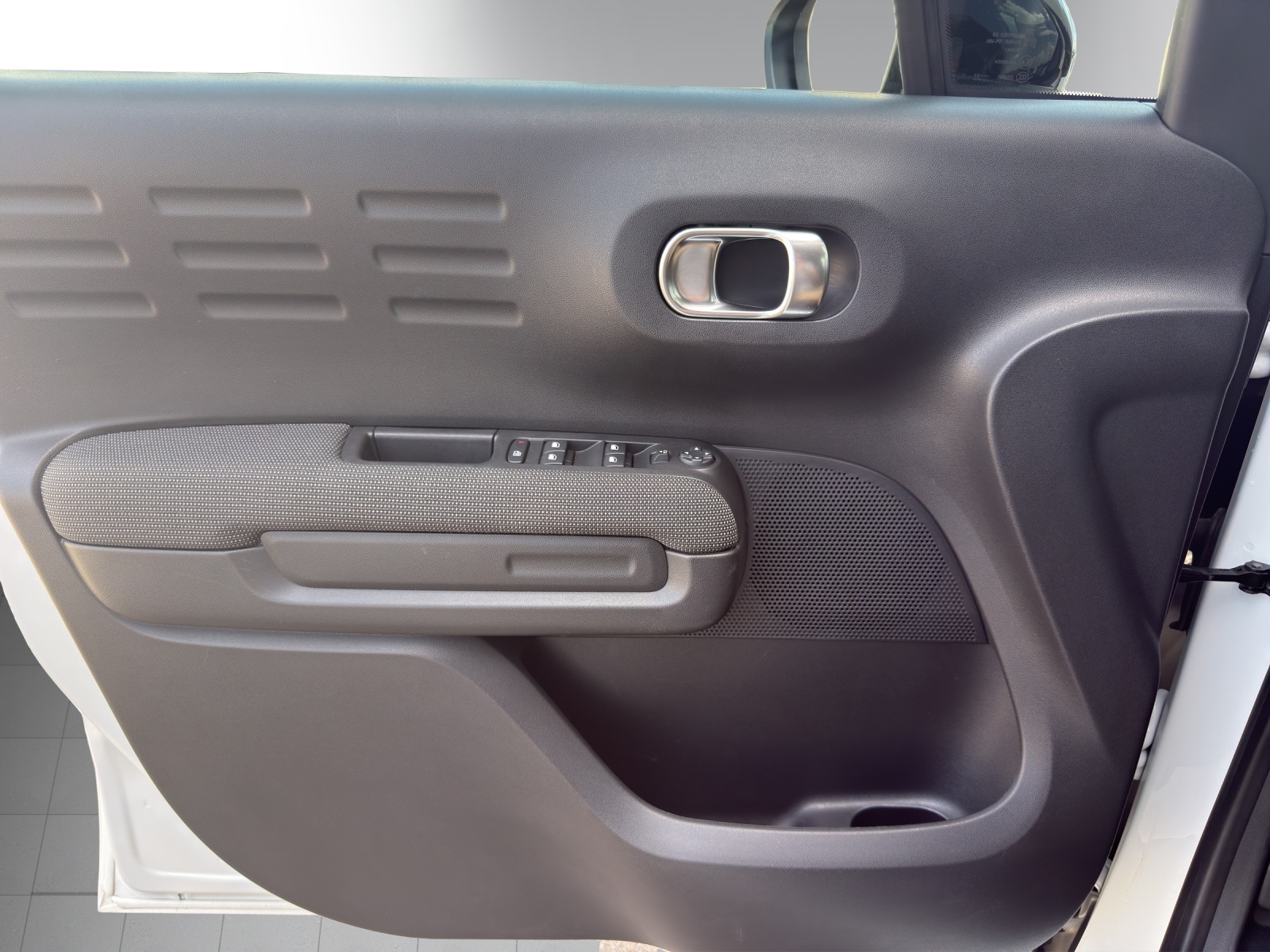 CITROEN C3 Aircross 1.2 SwissEAT6-image-7