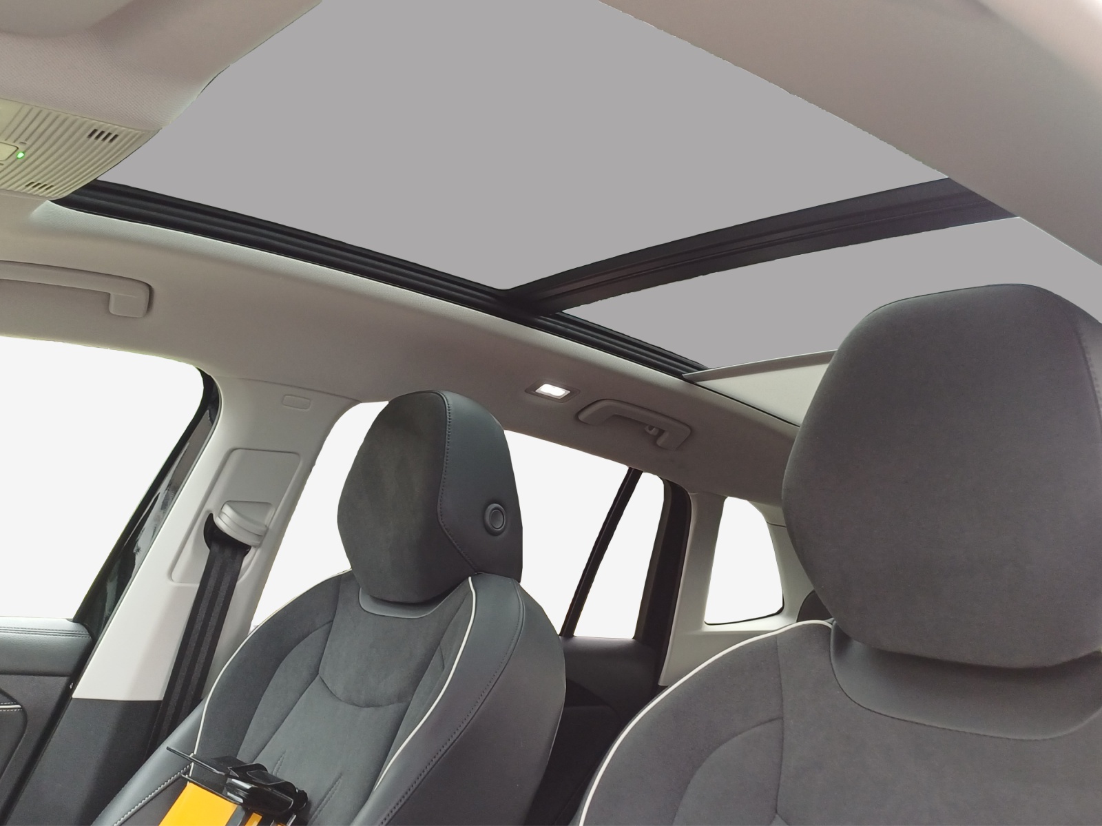 VW Tiguan 2.0 TSI DSG Elegance 4Motion-image-13