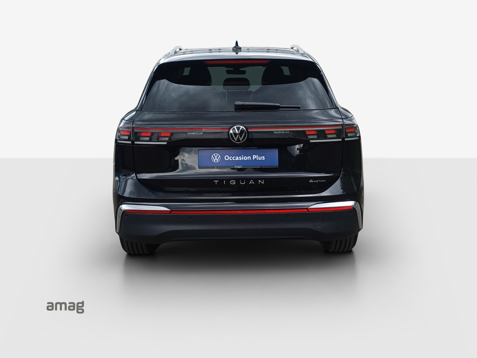 VW Tiguan 2.0 TSI DSG Elegance 4Motion-image-3