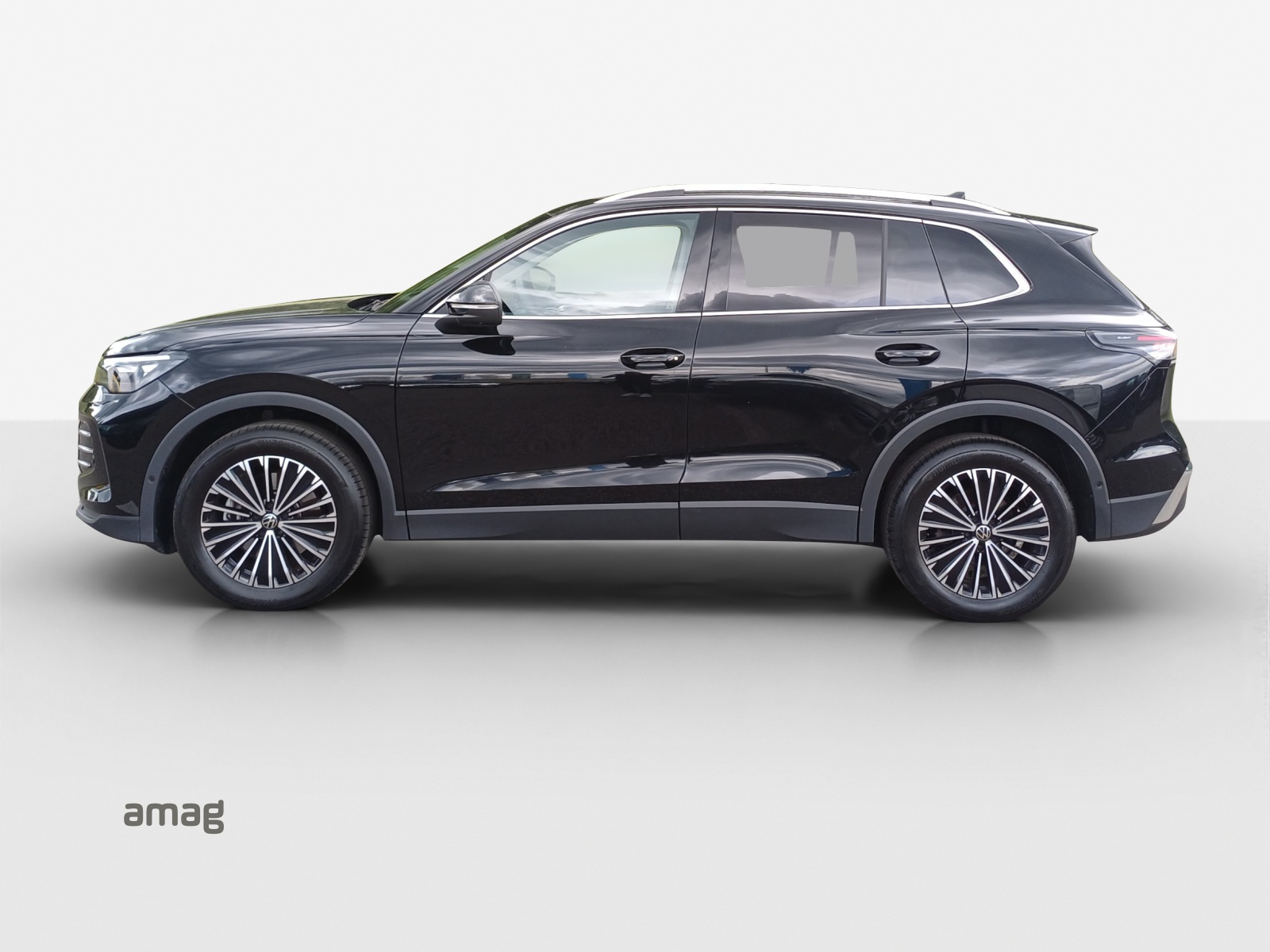 VW Tiguan 2.0 TSI DSG Elegance 4Motion-image-1