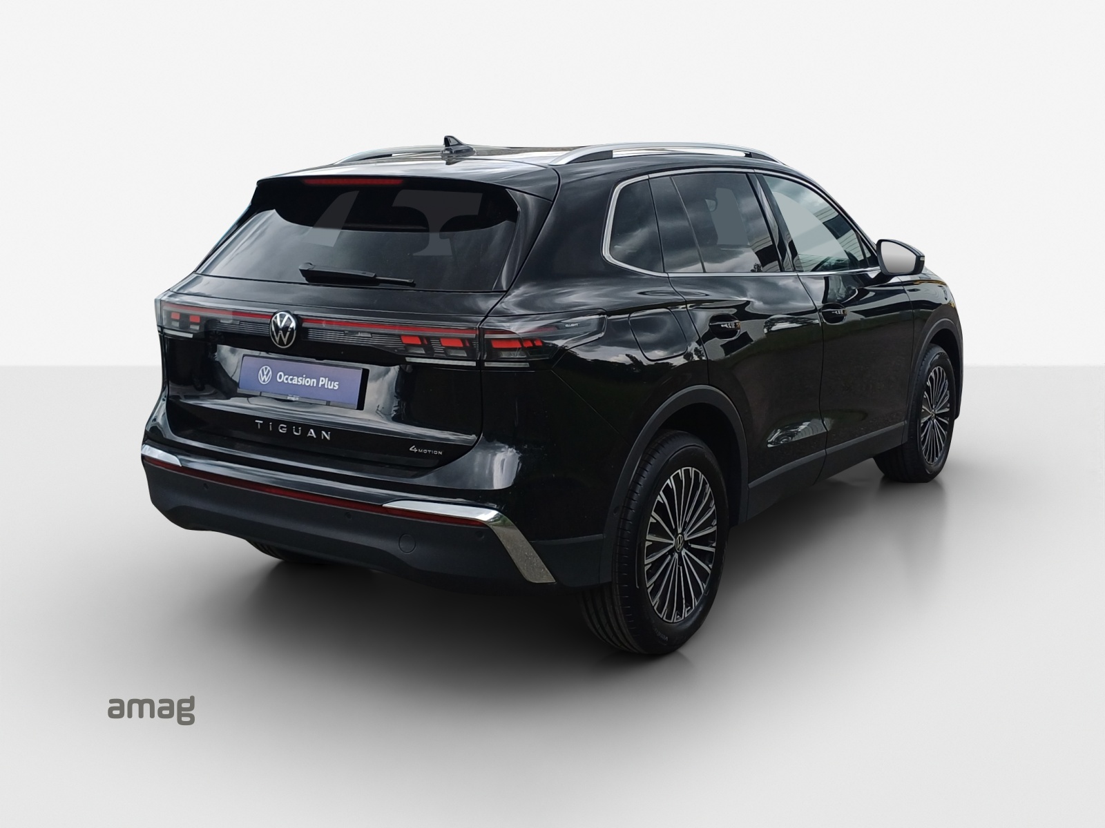VW Tiguan 2.0 TSI DSG Elegance 4Motion-image-4