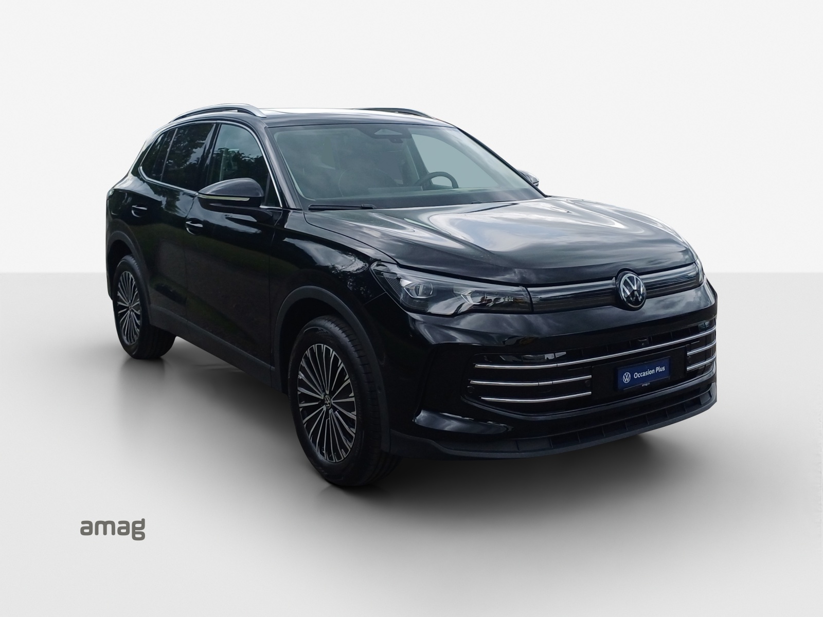 VW Tiguan 2.0 TSI DSG Elegance 4Motion-image-5