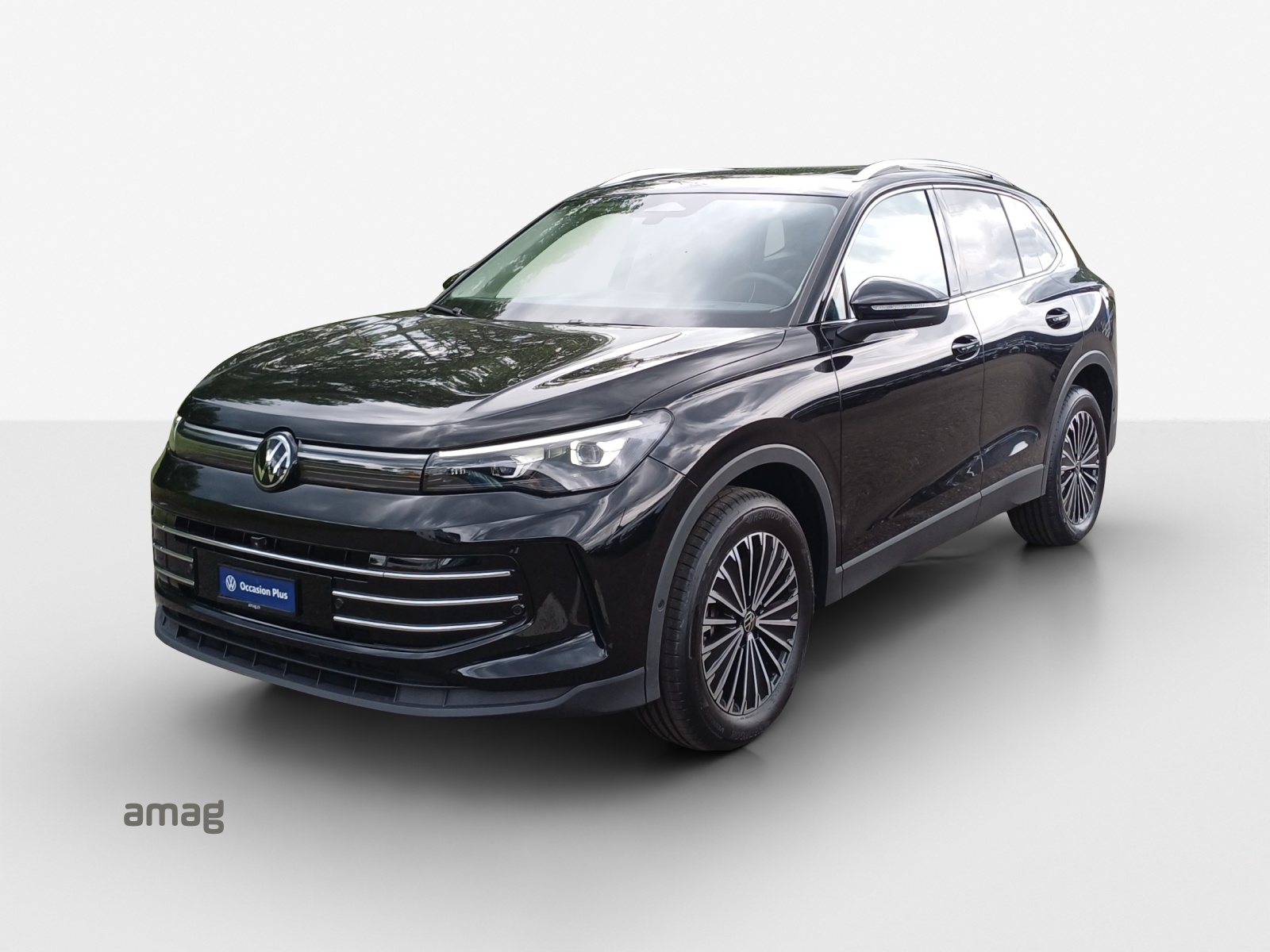 VW Tiguan 2.0 TSI DSG Elegance 4Motion-image-0