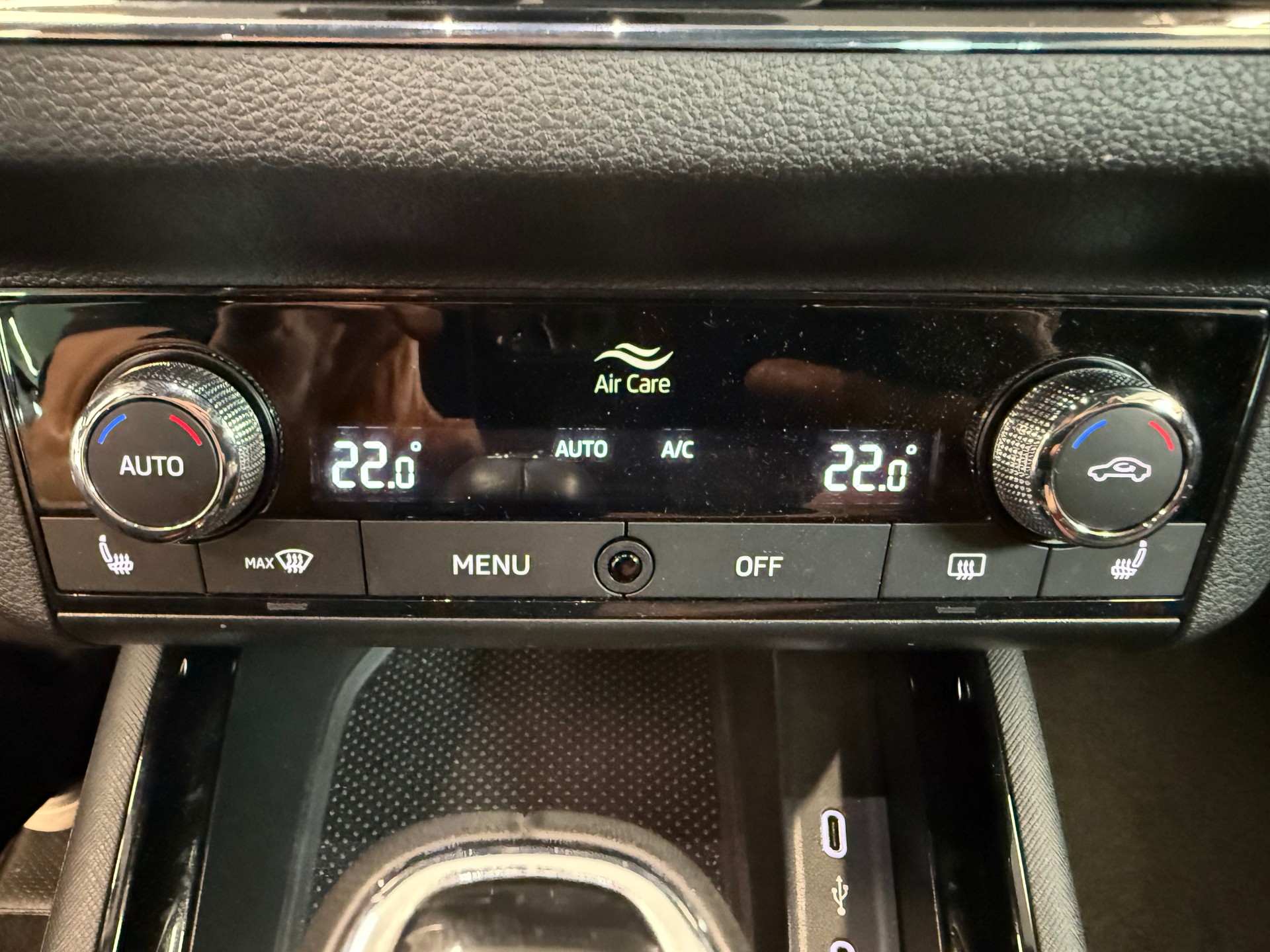 SKODA Kamiq 1.5 TSI ACT Monte Carlo DSG-image-14