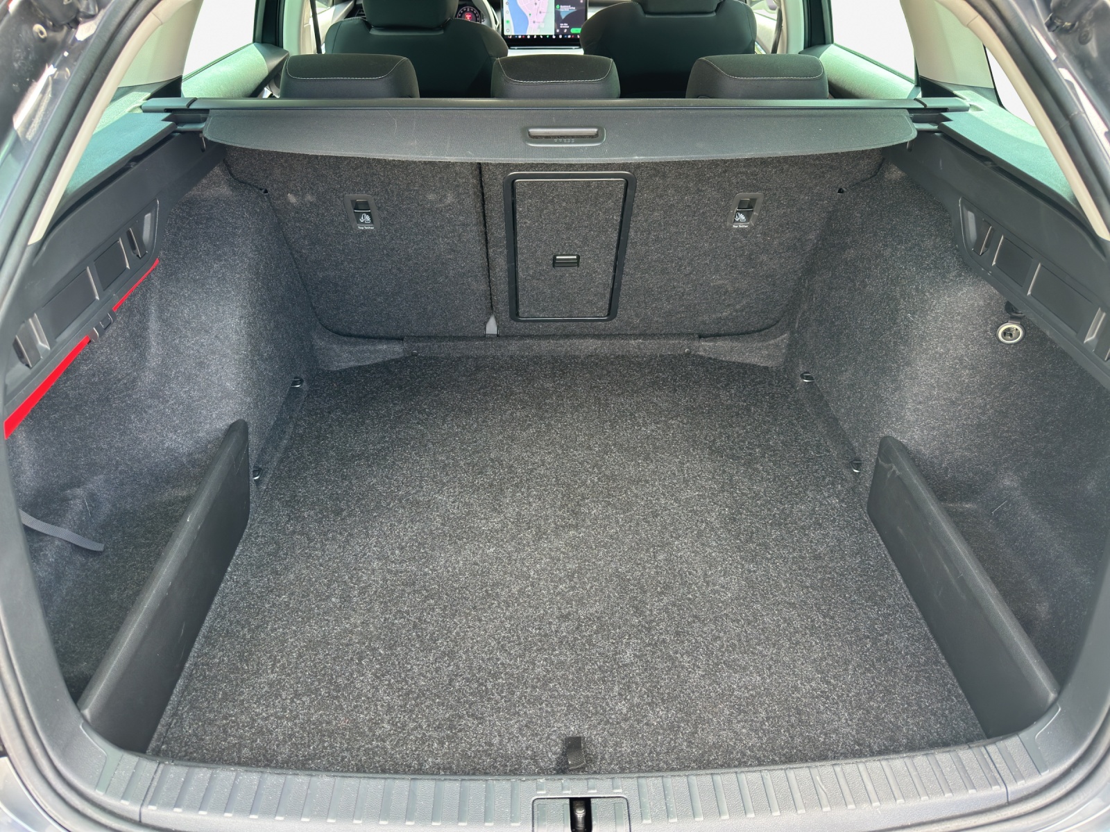 SKODA Octavia Combi 1.5 TSI mHEV DSG Dynamic-image-12