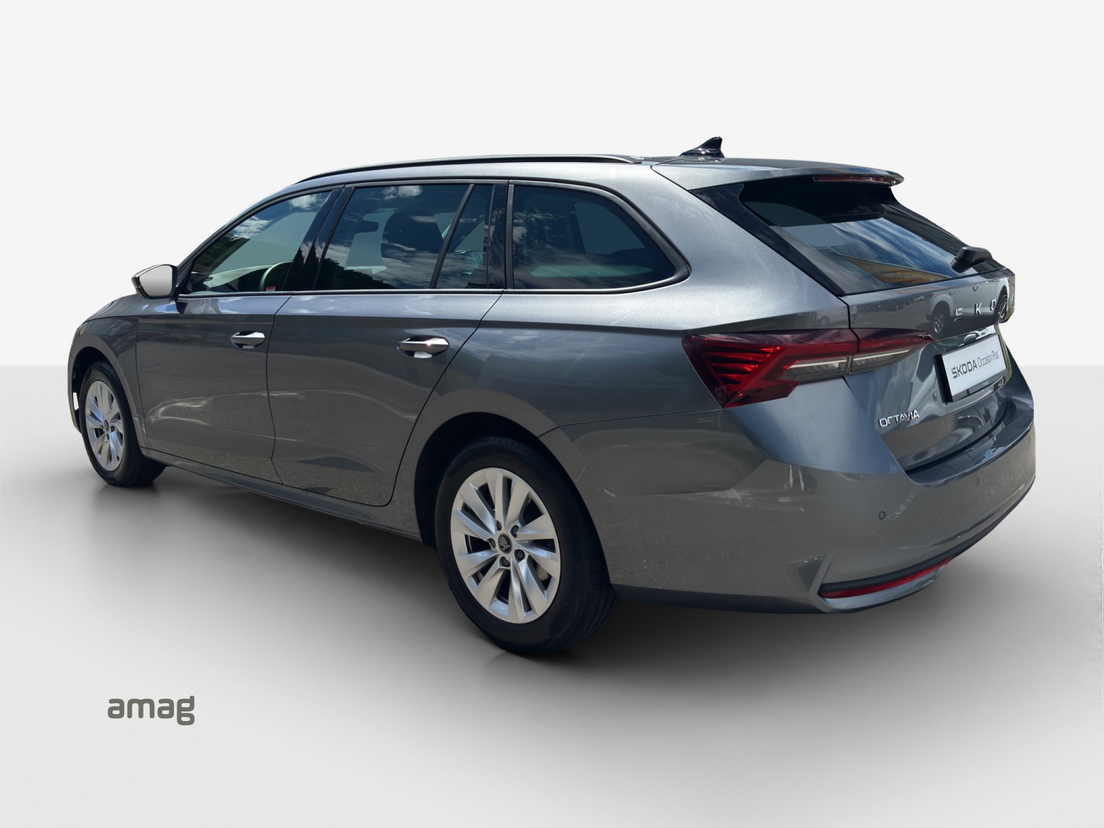 SKODA Octavia Combi 1.5 TSI mHEV DSG Dynamic-image-2