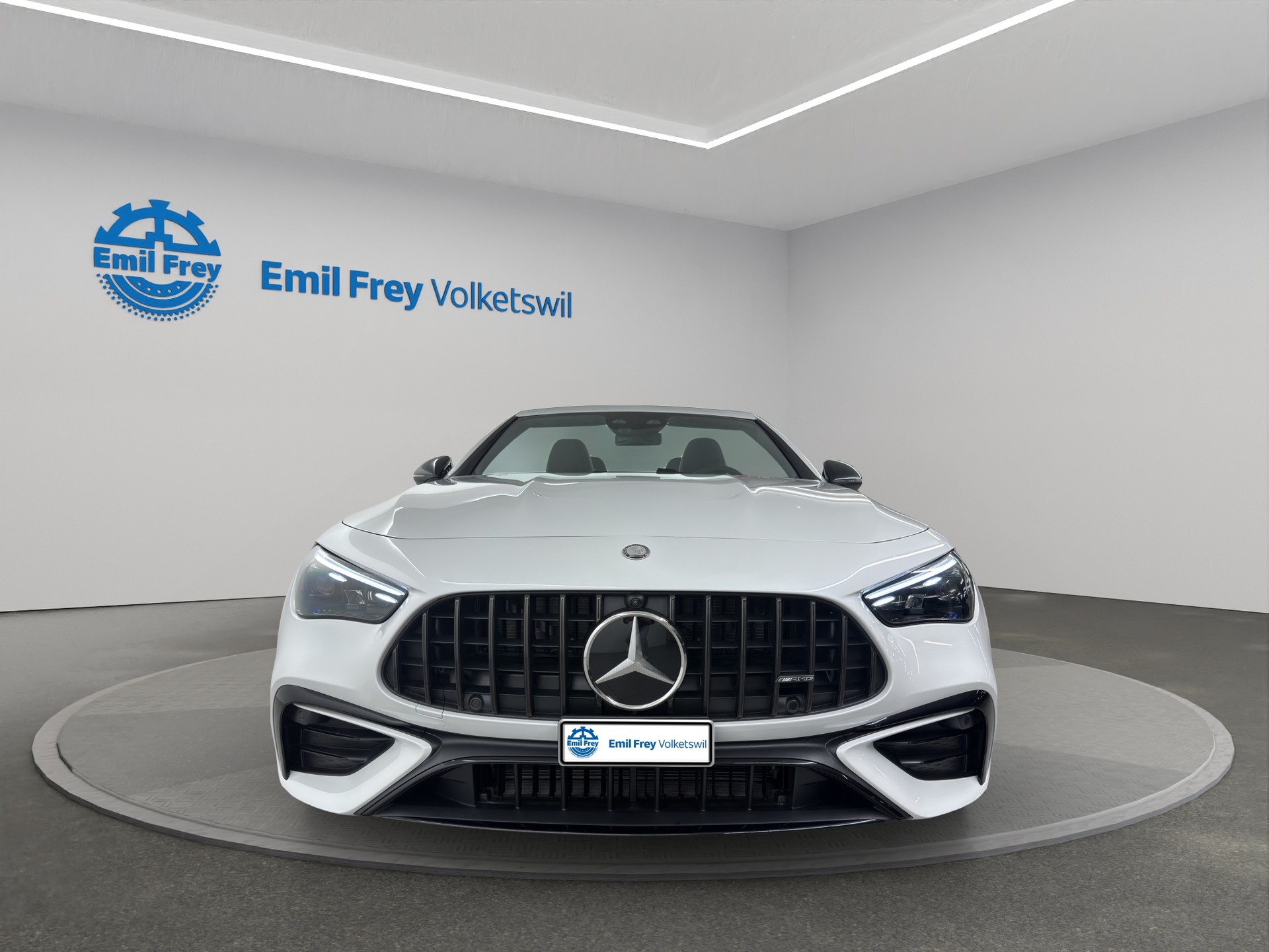 MERCEDES-BENZ CLE 53 AMG 4matic+ Cabriolet-image-4