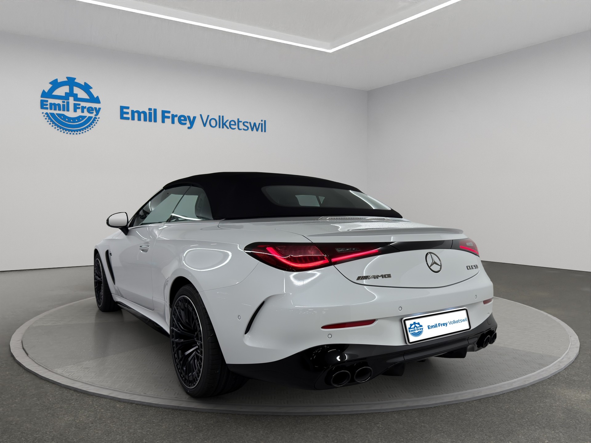 MERCEDES-BENZ CLE 53 AMG 4matic+ Cabriolet-image-4