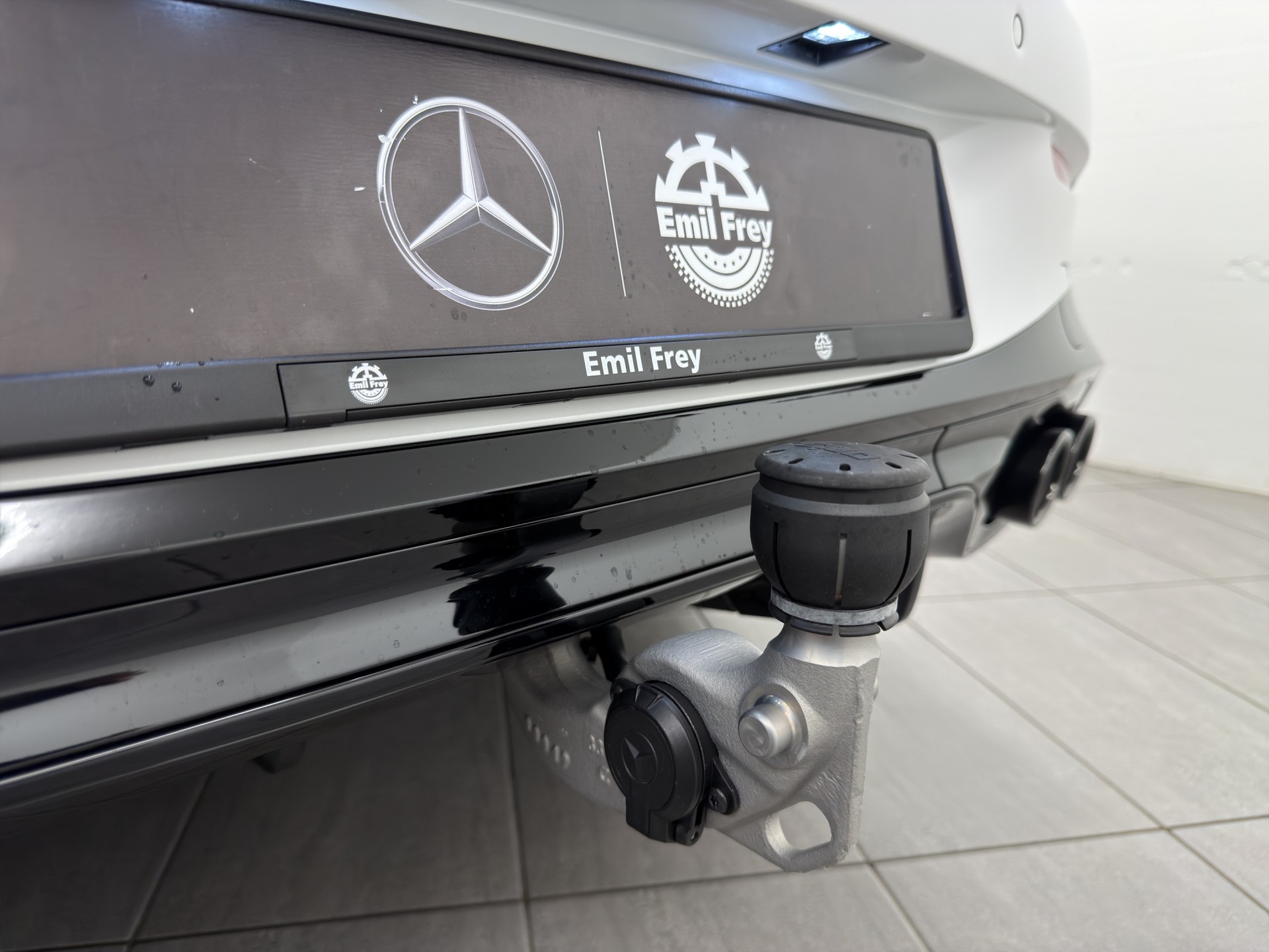 MERCEDES-BENZ CLE 53 AMG 4matic+ Cabriolet-image-11