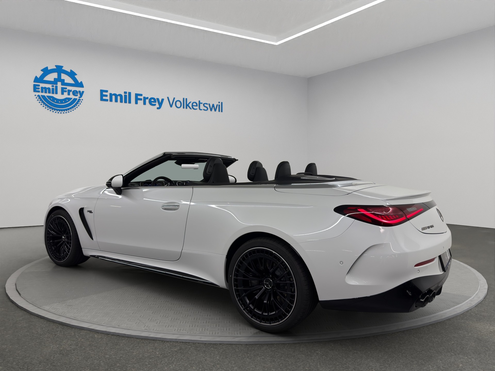 MERCEDES-BENZ CLE 53 AMG 4matic+ Cabriolet-image-14