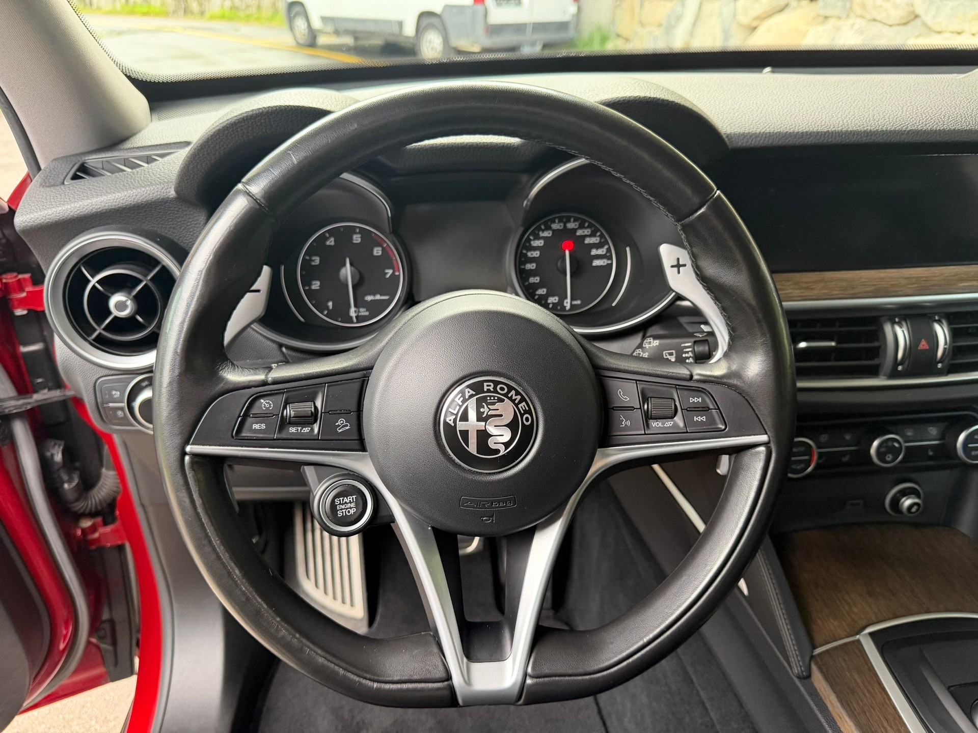 ALFA ROMEO Stelvio 2.0 First Edition Q4 Automatic-image-11