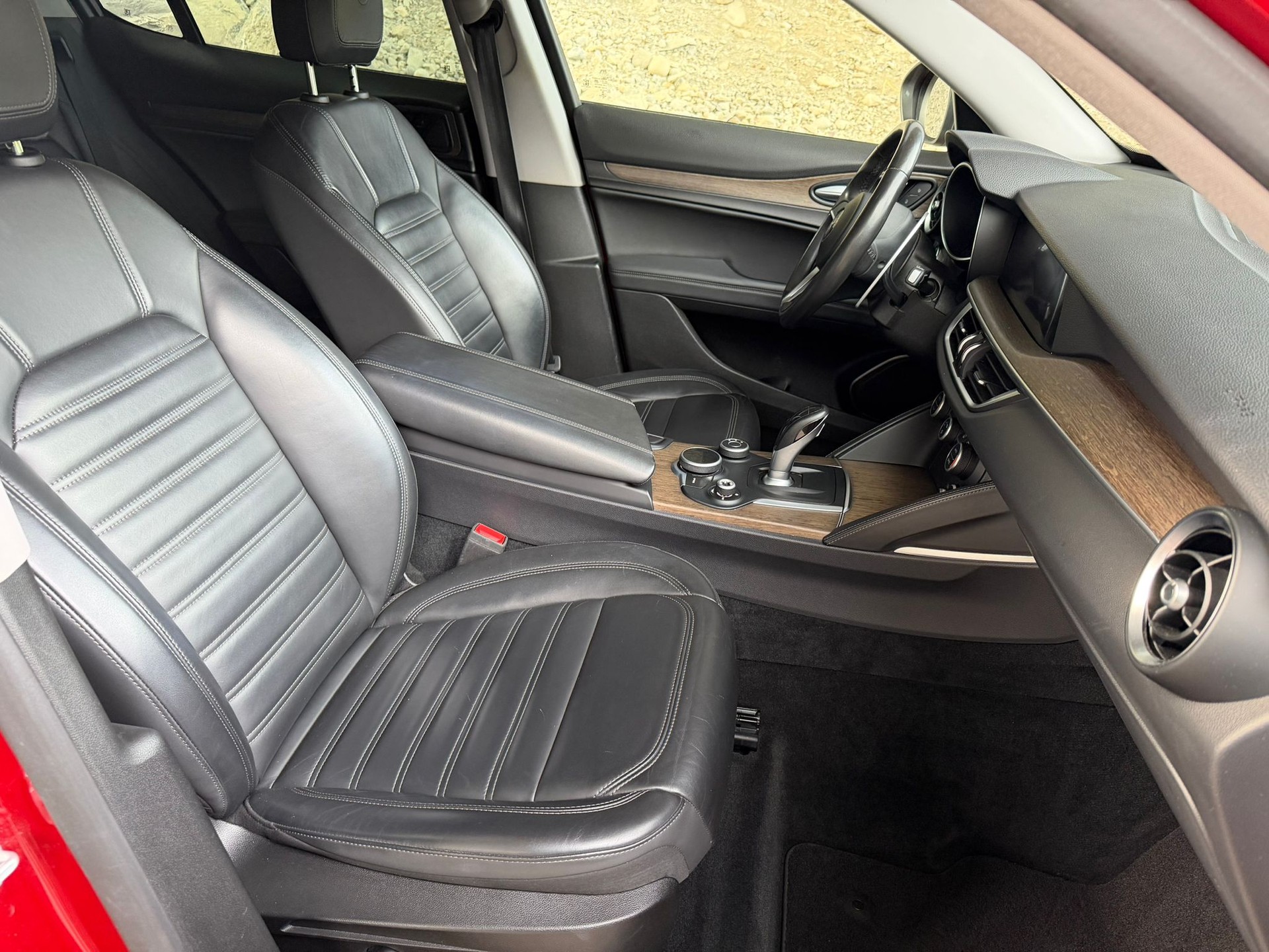 ALFA ROMEO Stelvio 2.0 First Edition Q4 Automatic-image-8