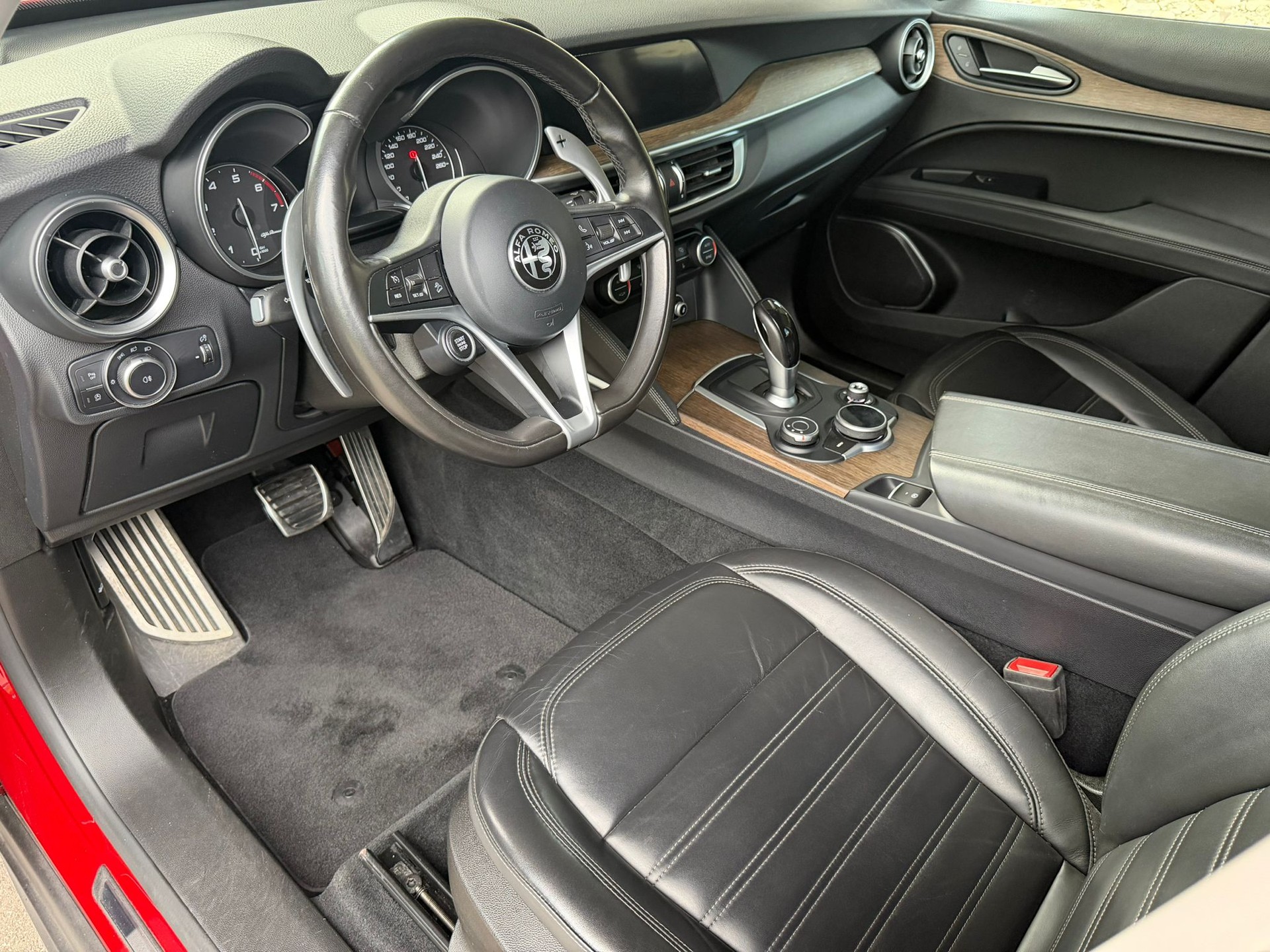 ALFA ROMEO Stelvio 2.0 First Edition Q4 Automatic-image-6