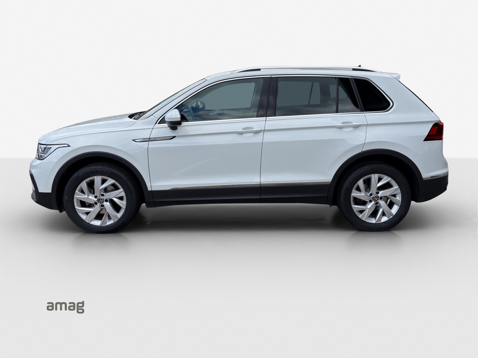 VW Tiguan 2.0 TDI SCR Life 4Motion DSG-image-1