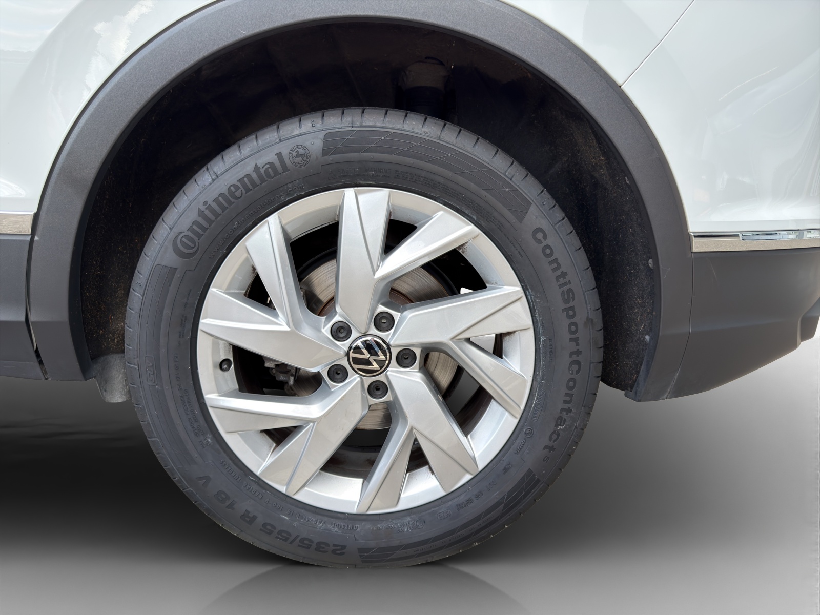 VW Tiguan 2.0 TDI SCR Life 4Motion DSG-image-14