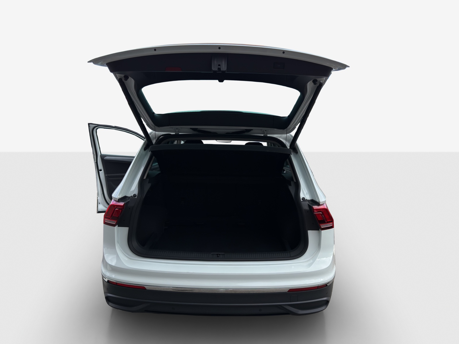 VW Tiguan 2.0 TDI SCR Life 4Motion DSG-image-12