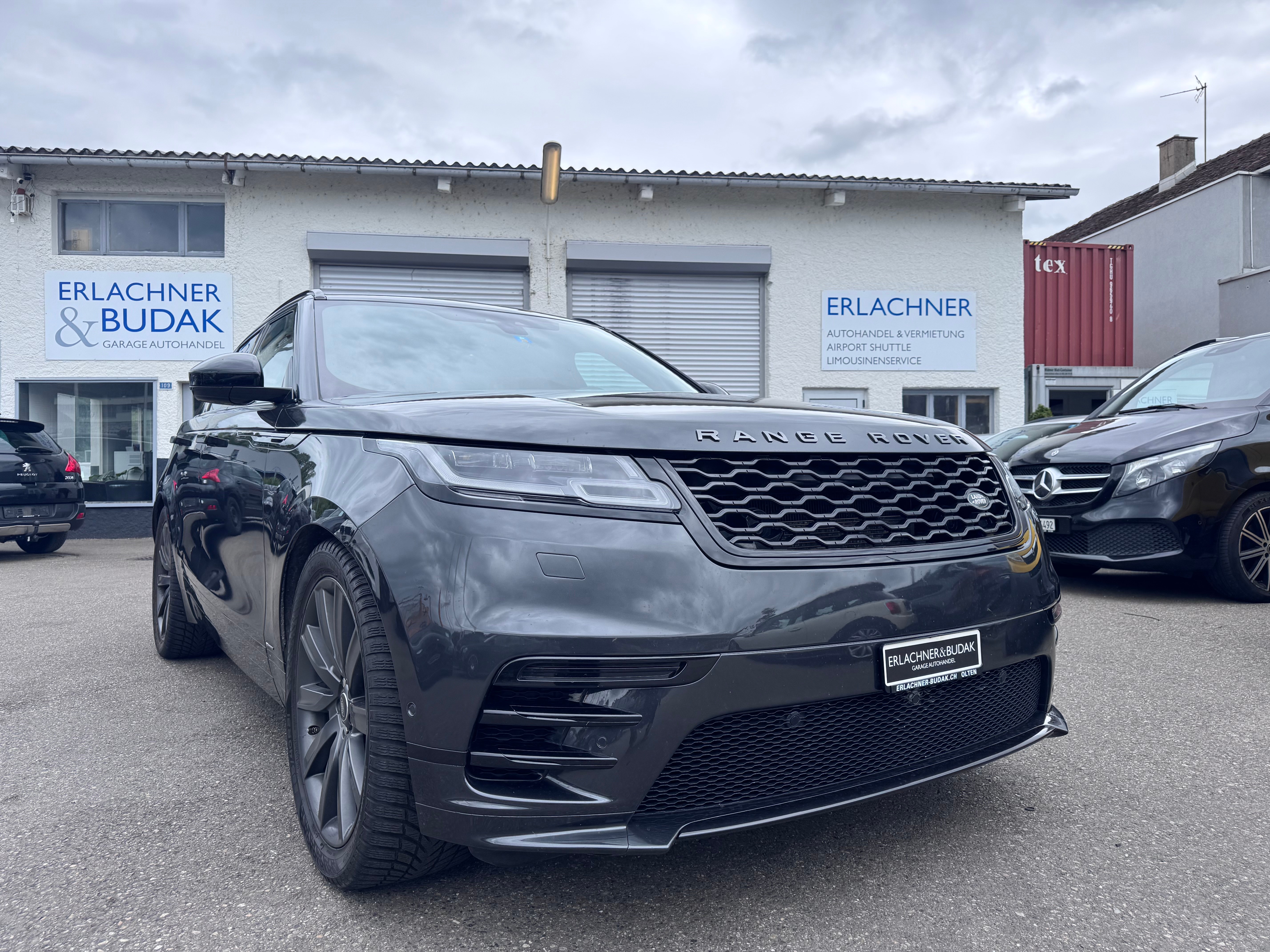 Car photo