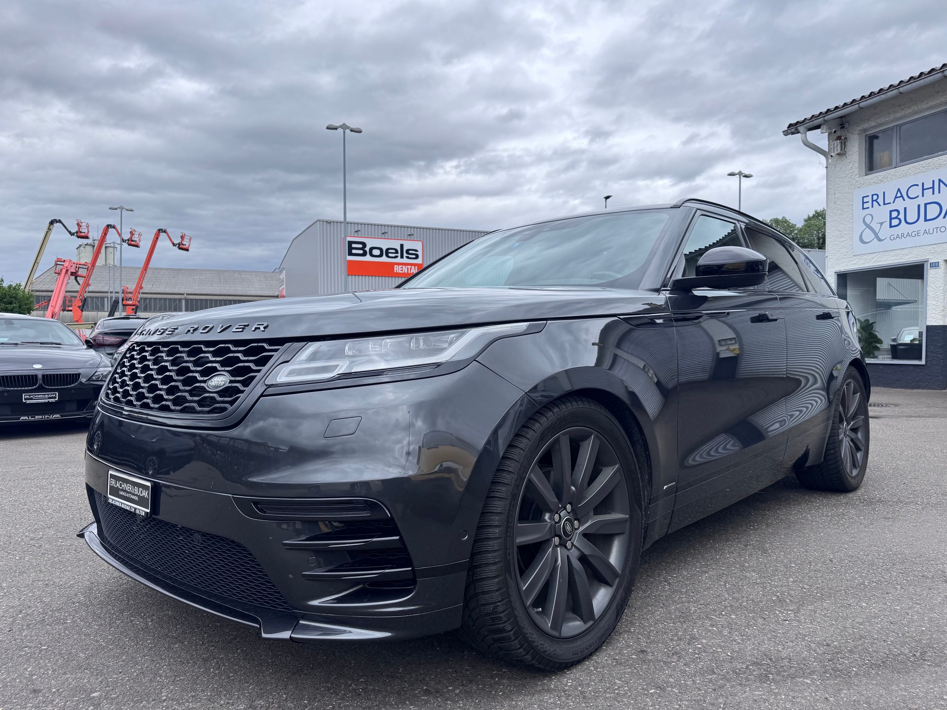 LAND ROVER Range Rover Velar D 240 Automatic-image-1