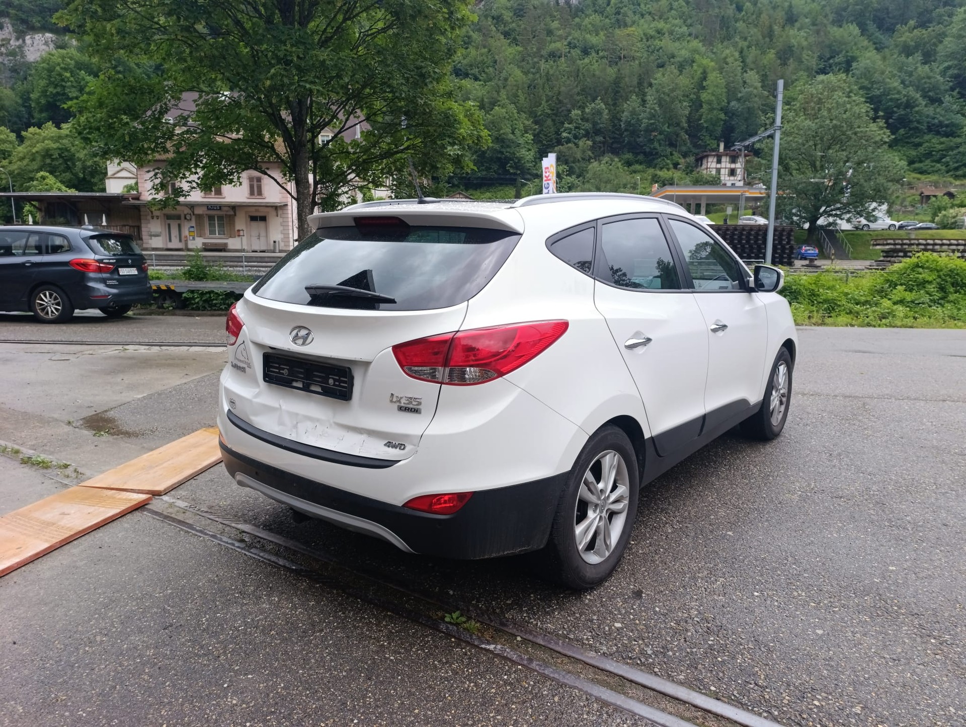 HYUNDAI iX 35 2.0 CRDi Style 4WD Automatic-image-0