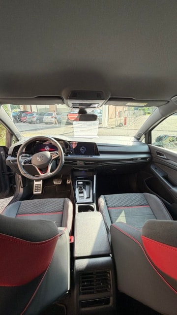 VW Golf 2.0 TSI GTI Clubsport DSG-image-11