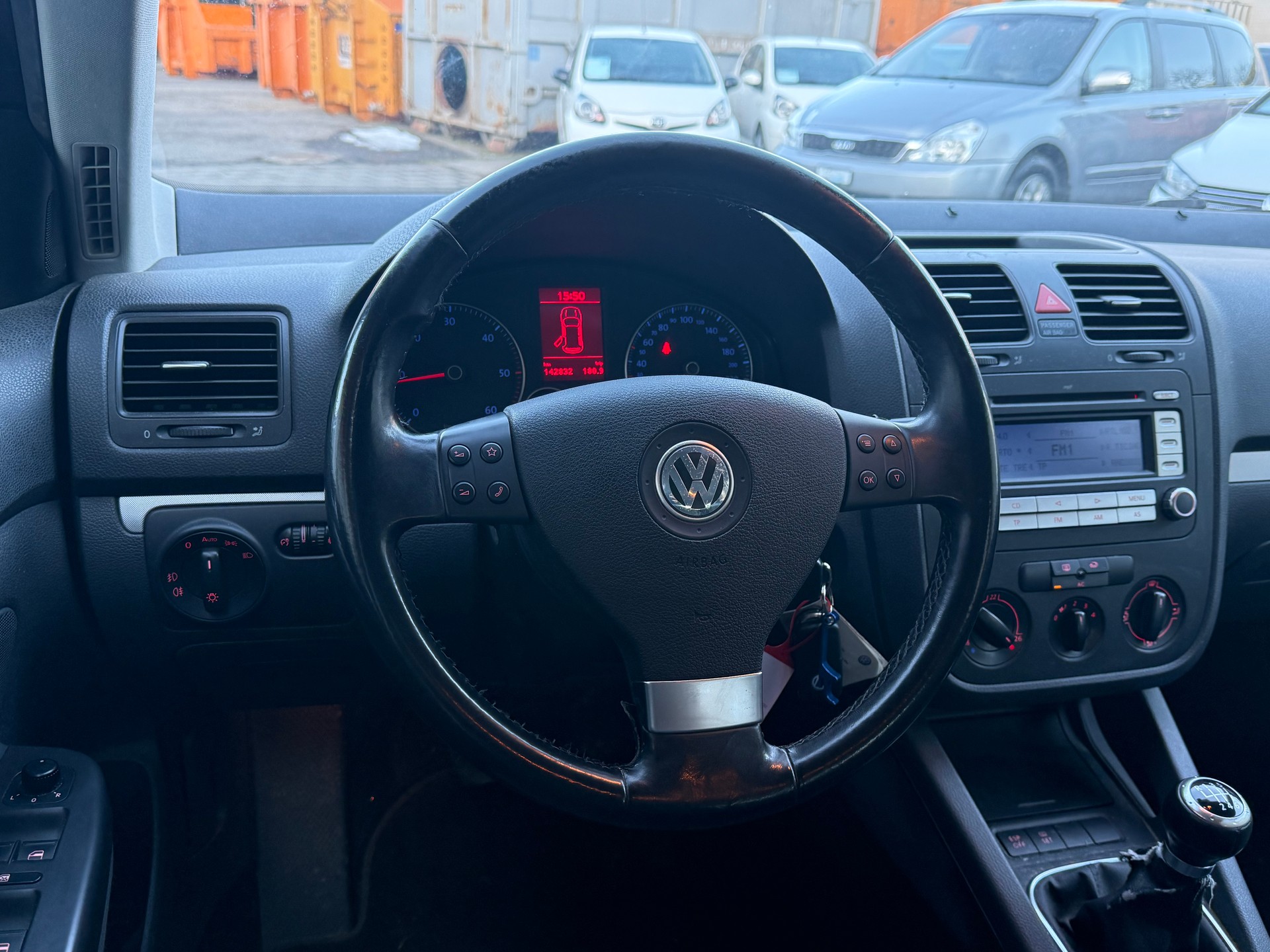 VW Golf Variant 1.9 TDI Trendline 4Motion-image-13