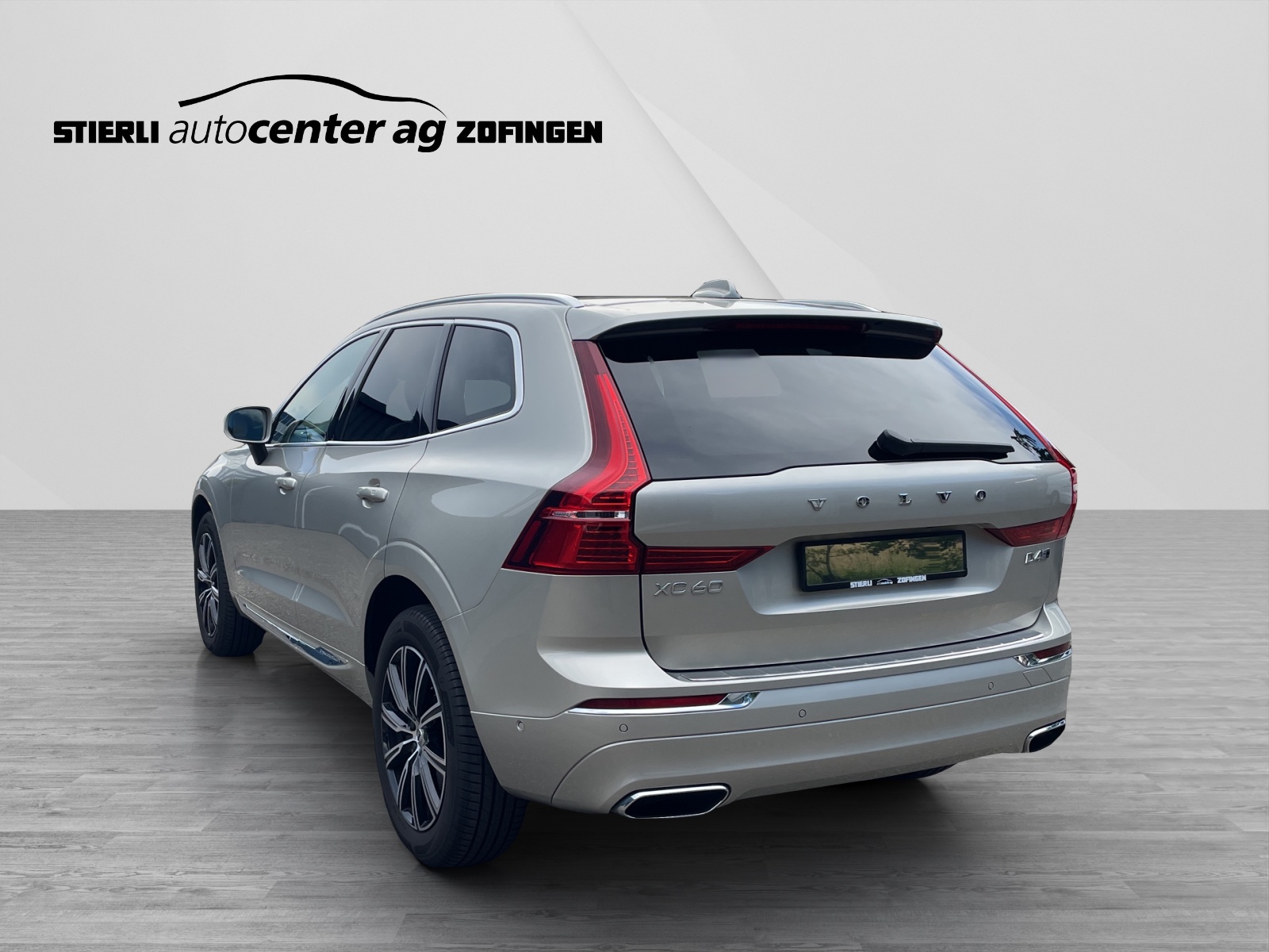 VOLVO XC60 2.0 D4 Inscription AWD-image-6