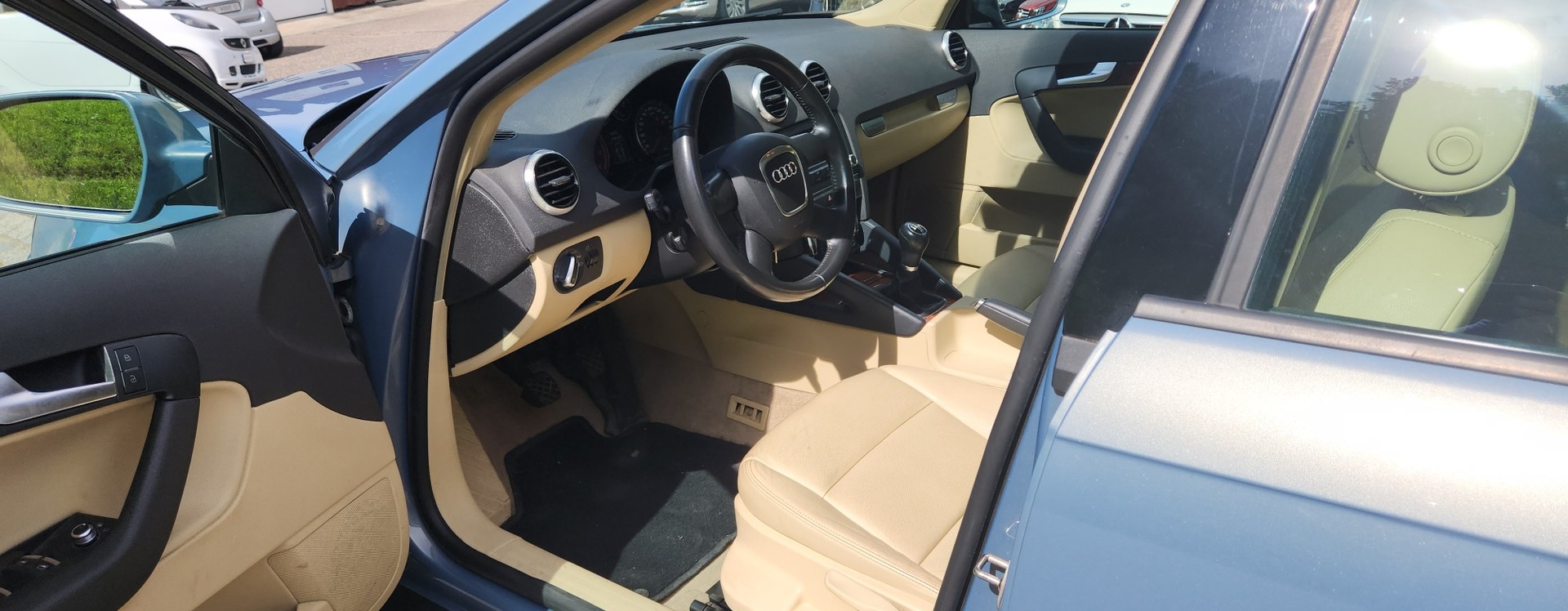 AUDI A3 Sportback 1.8 TFSI Ambition quattro-image-11