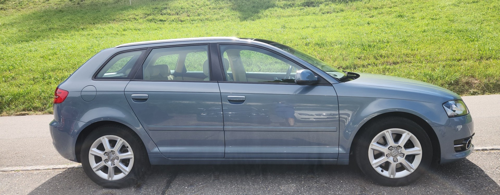 AUDI A3 Sportback 1.8 TFSI Ambition quattro-image-3