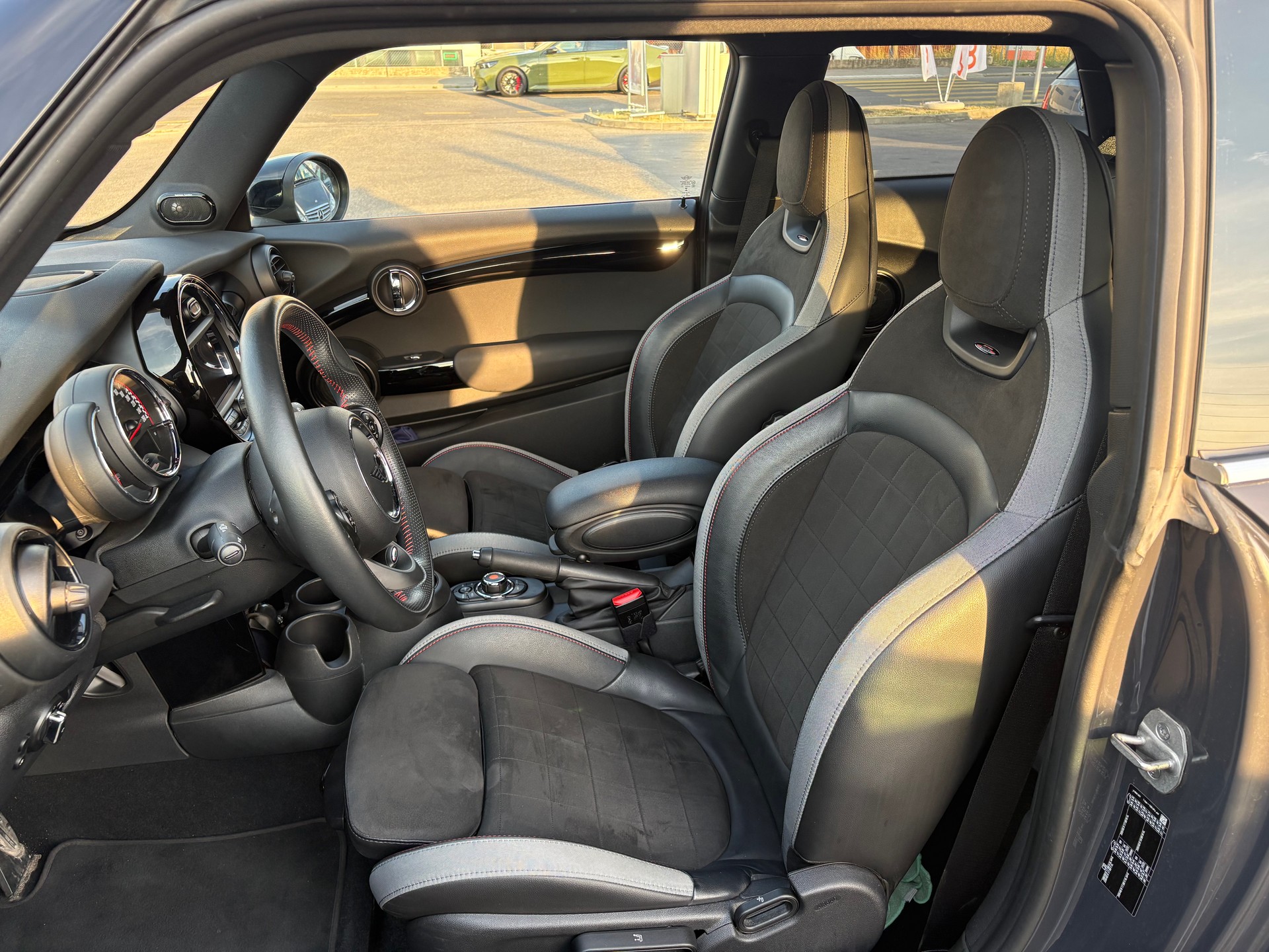 MINI 2.0i John Cooper Works-image-4