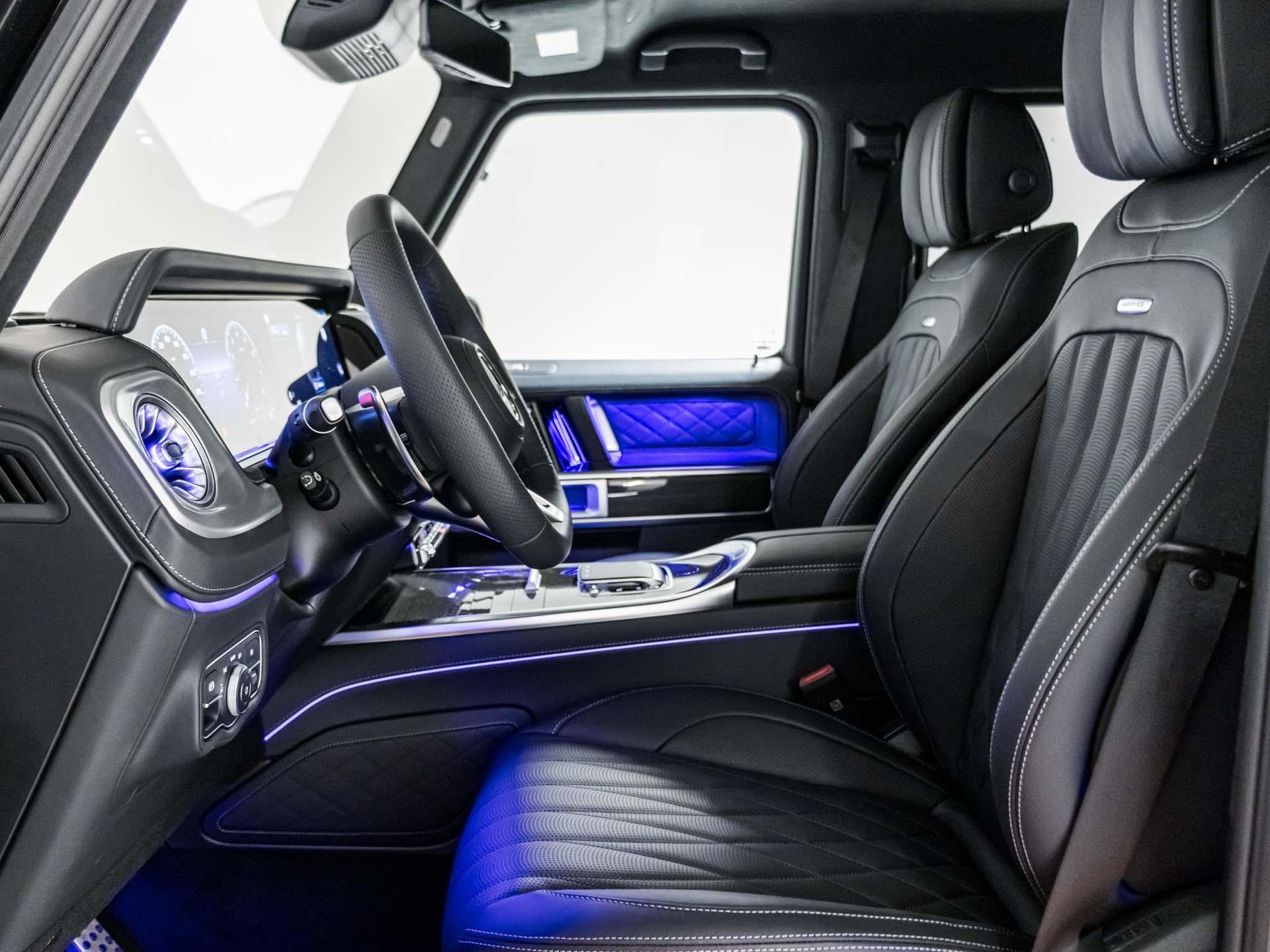 MERCEDES-BENZ G 63 AMG-image-6