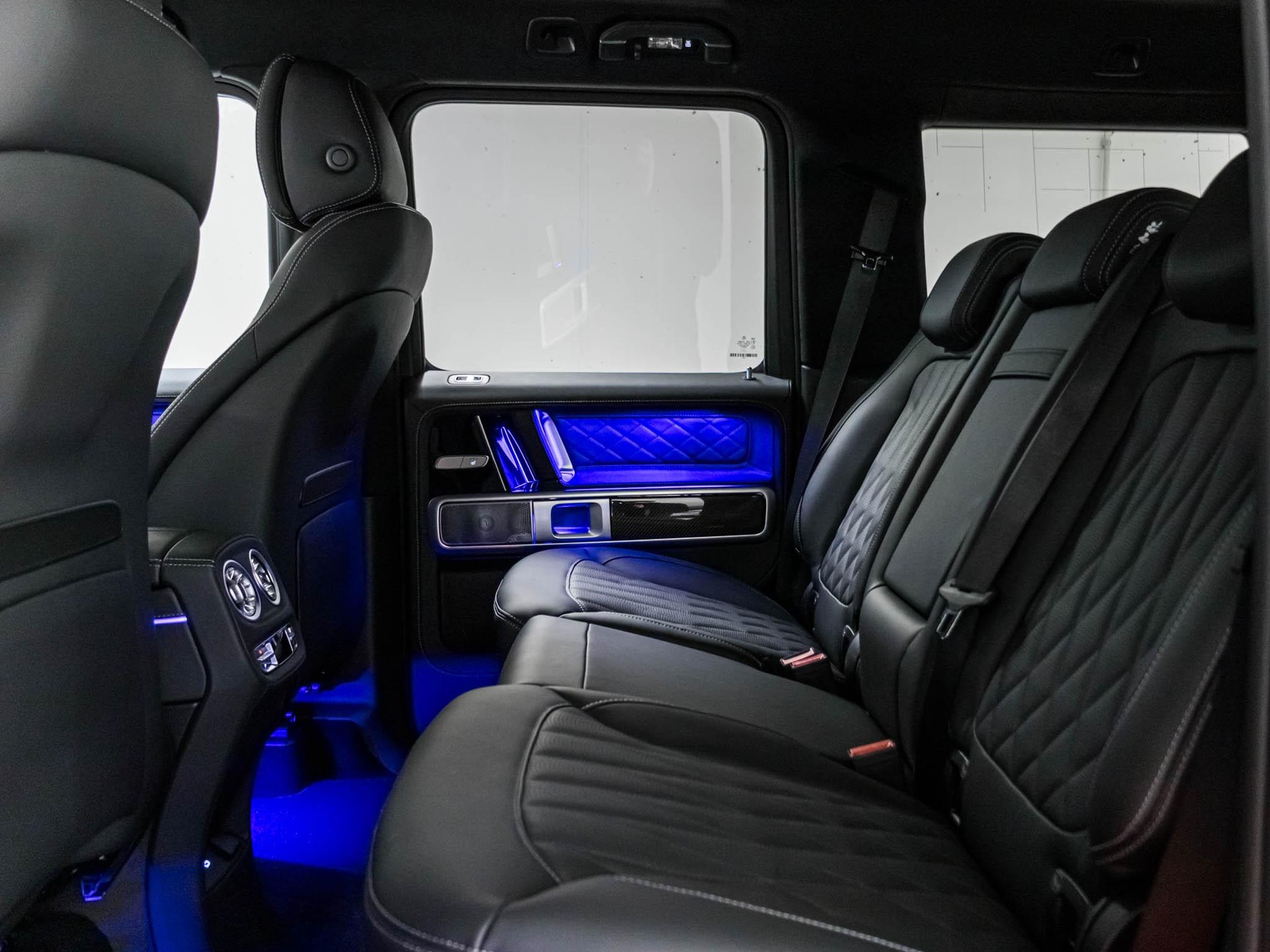 MERCEDES-BENZ G 63 AMG-image-7