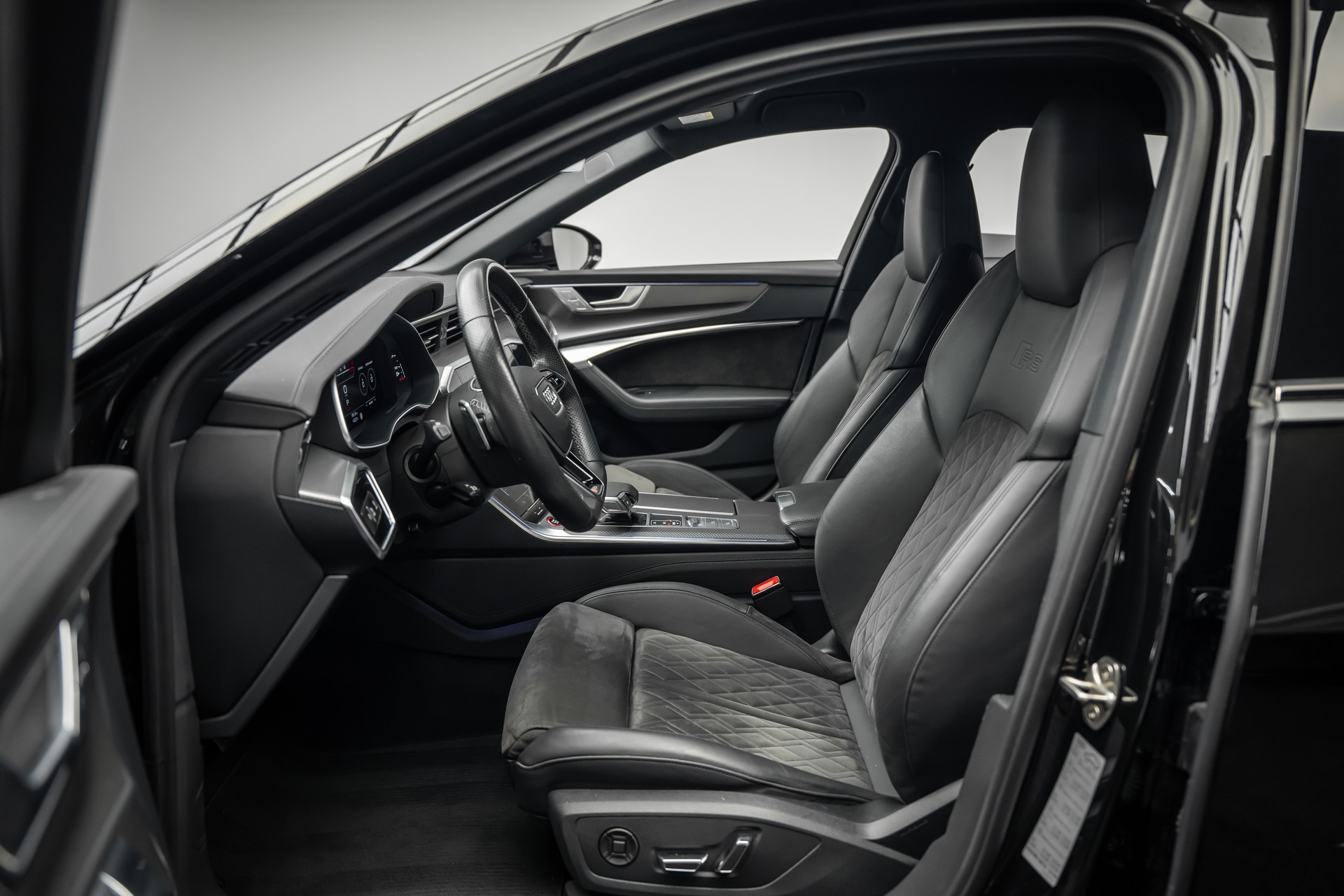 AUDI * RS6 AVANT * RS DYNAMIKPAKET * INDIVIDUALLACKIERUNG * 22 ZOLL * LEASING AB 754.- *-image-12
