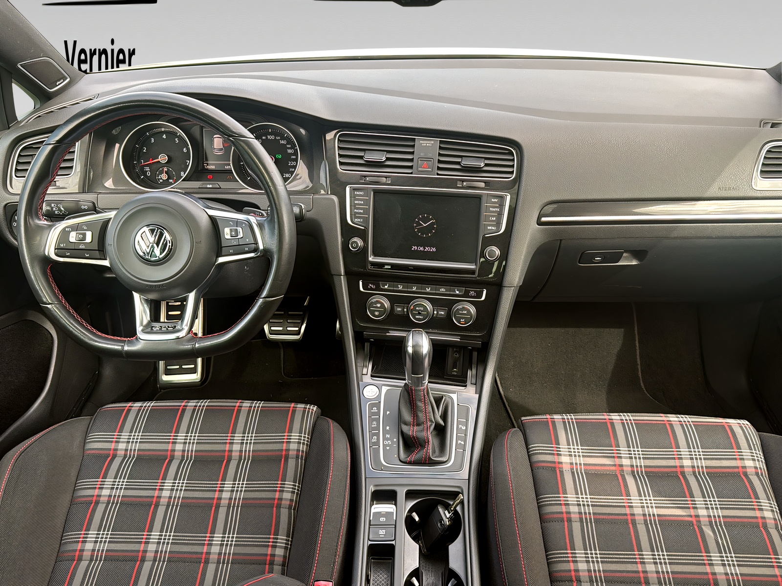 VW Golf 2.0 TSI GTI Performance DSG-image-10